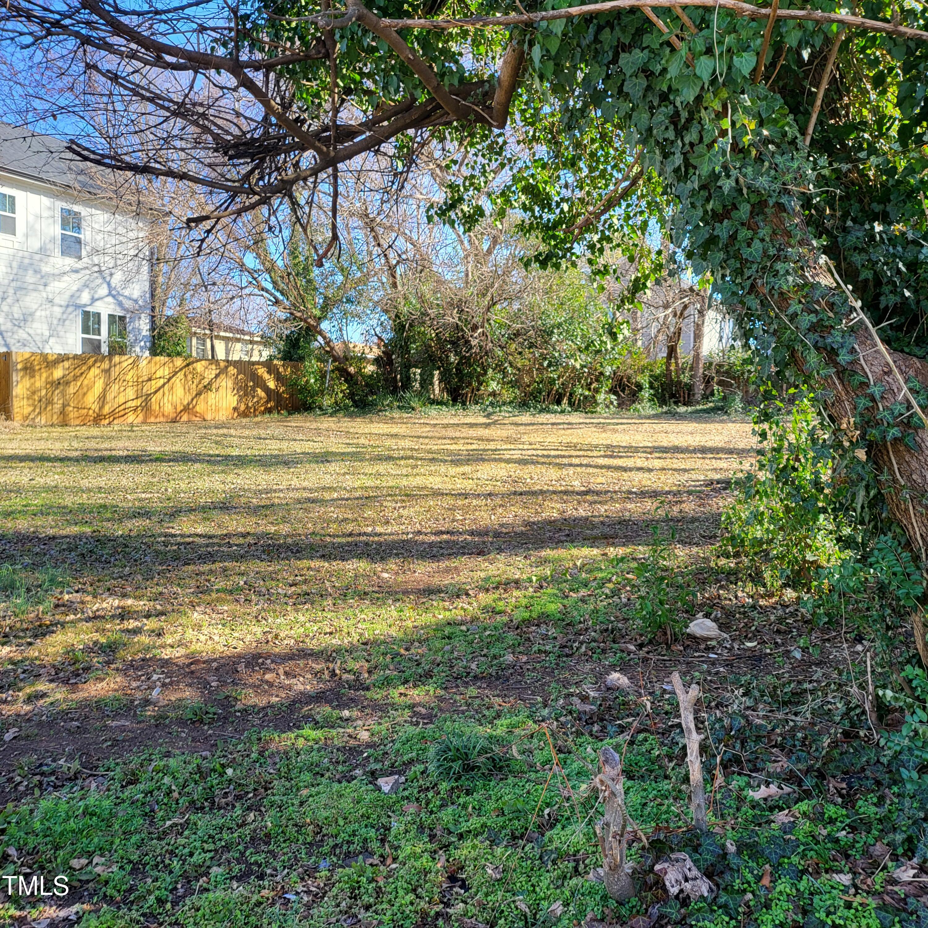 6 Hill Street Property Photo 1