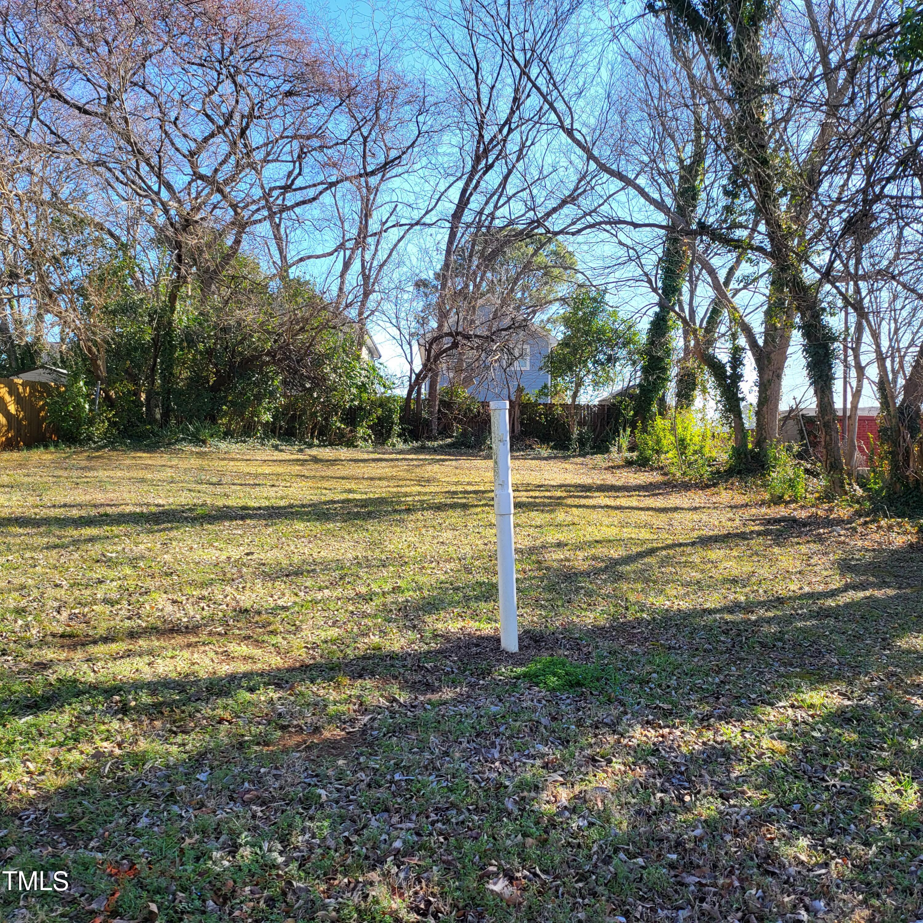 6 Hill Street Property Photo 2