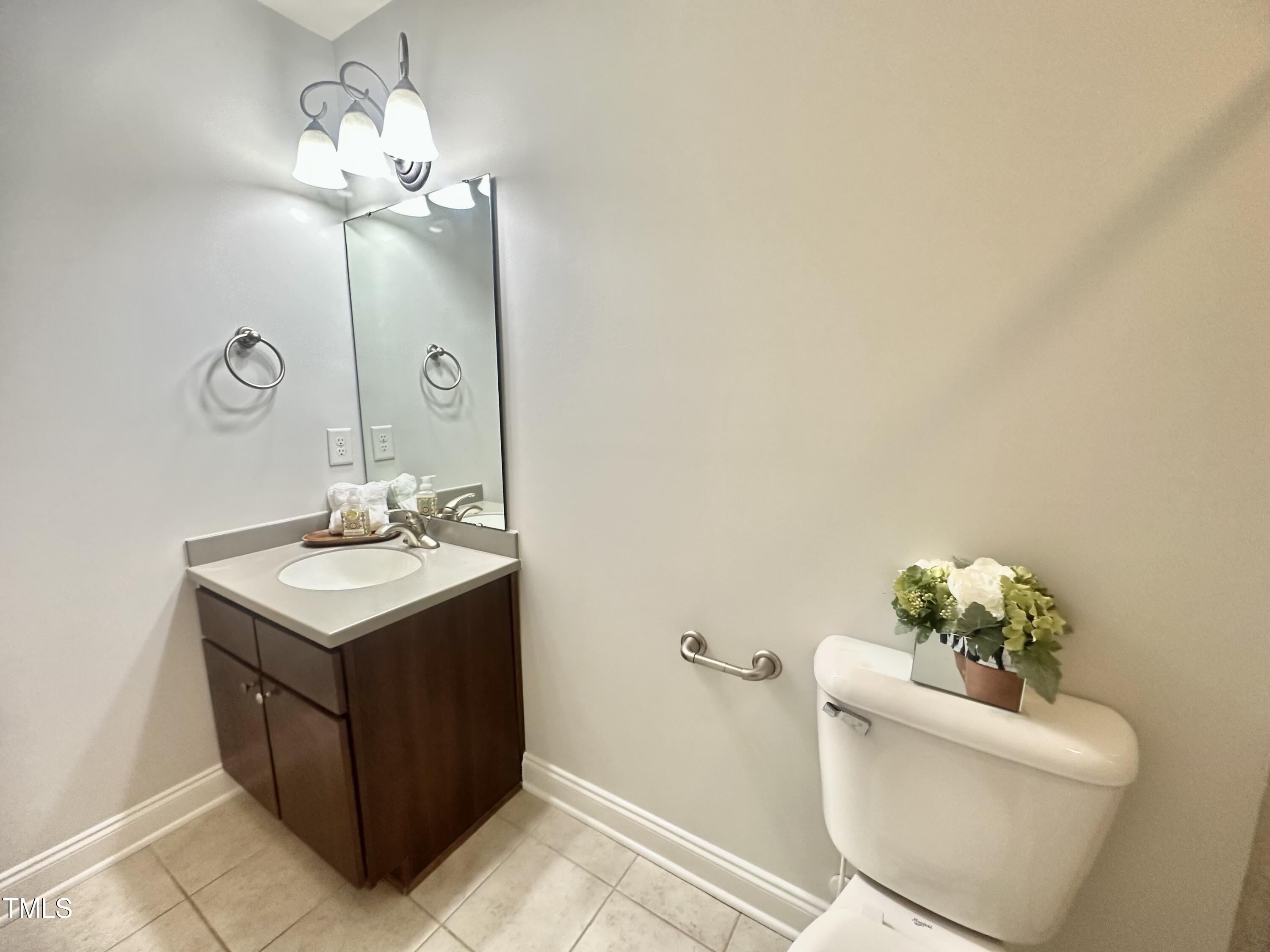 109 Longchamp Lane Property Photo 23