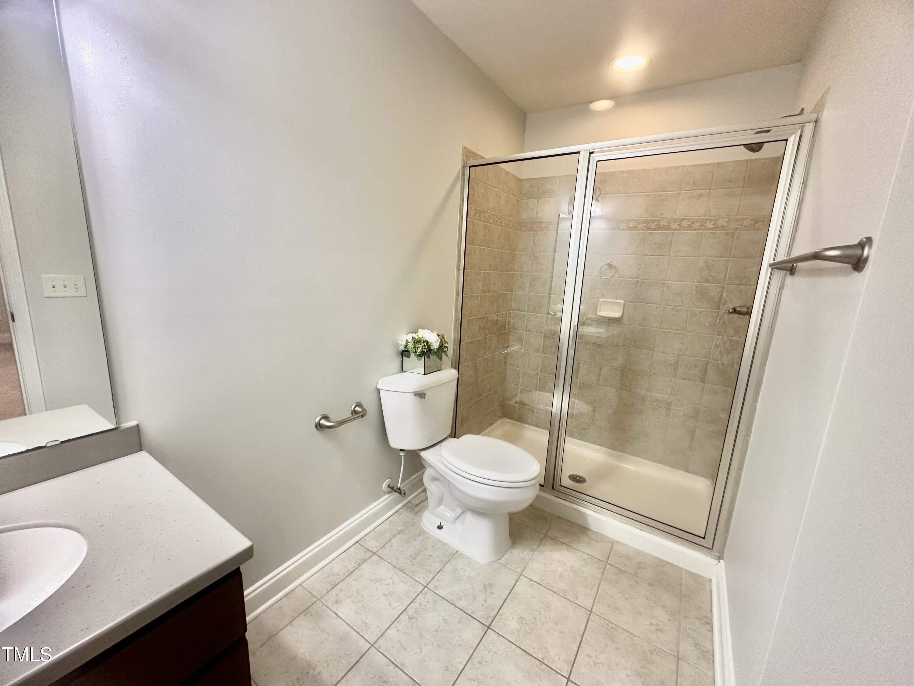 109 Longchamp Lane Property Photo 27
