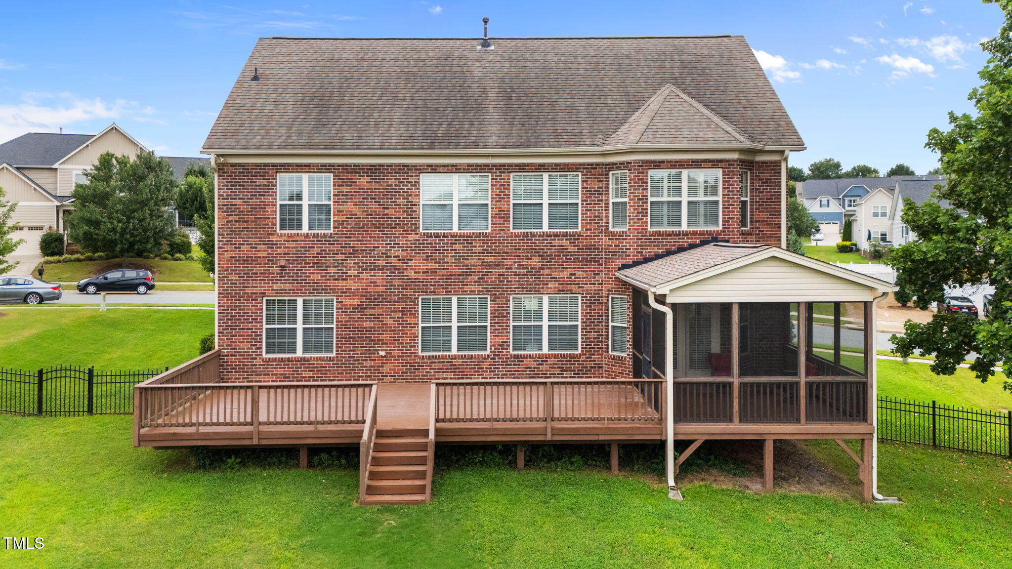 1260 Falkirk Drive Property Photo 6