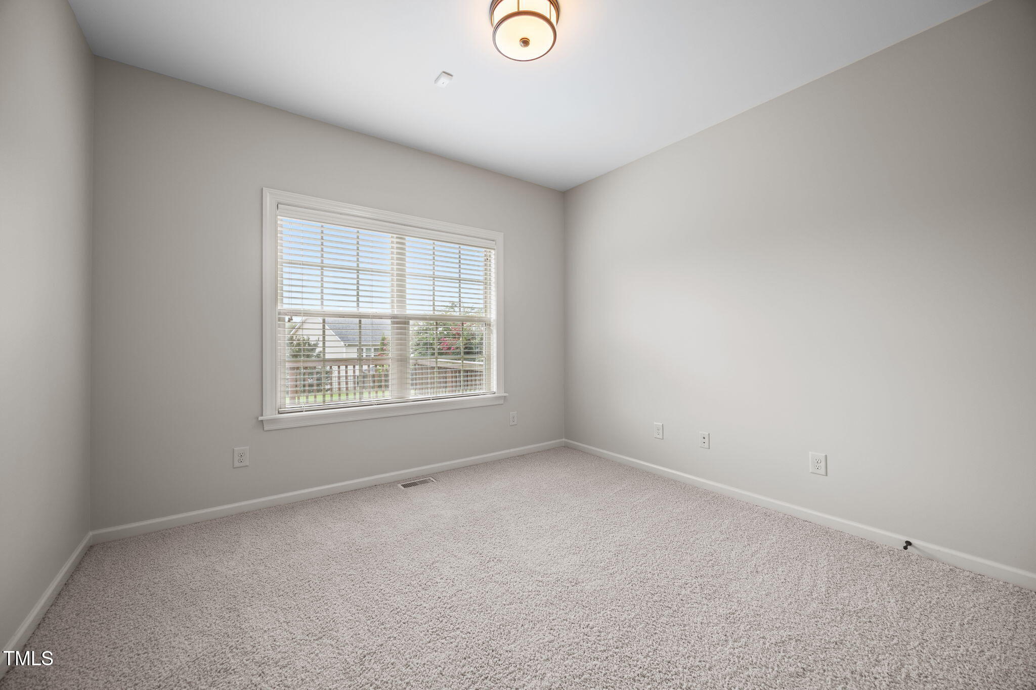 1260 Falkirk Drive Property Photo 21