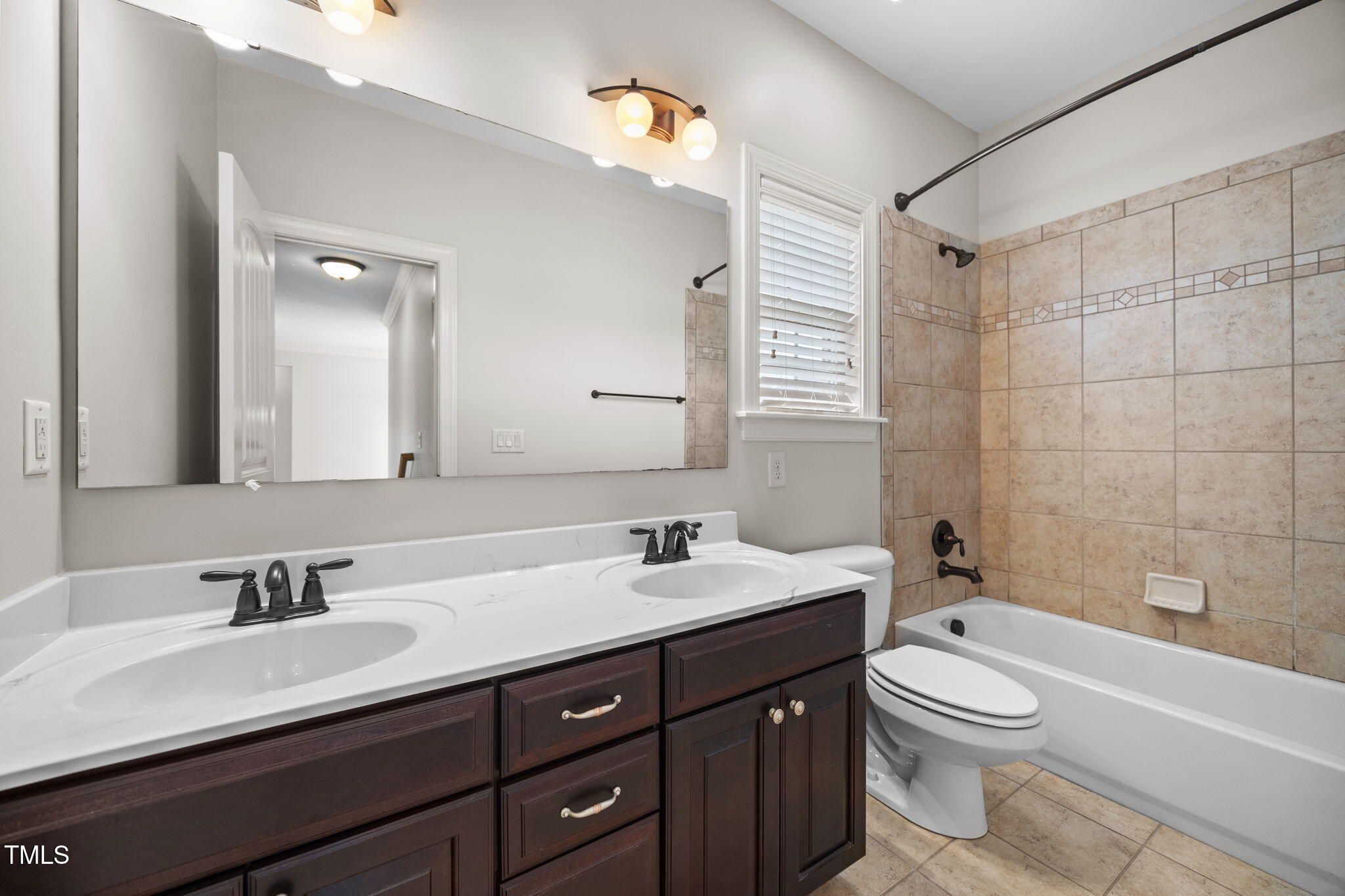 1260 Falkirk Drive Property Photo 25