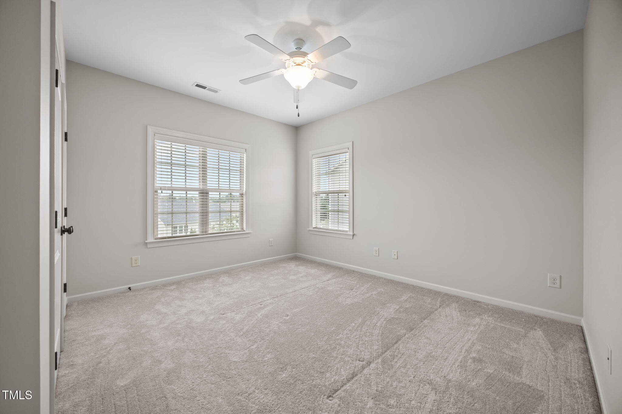 1260 Falkirk Drive Property Photo 28