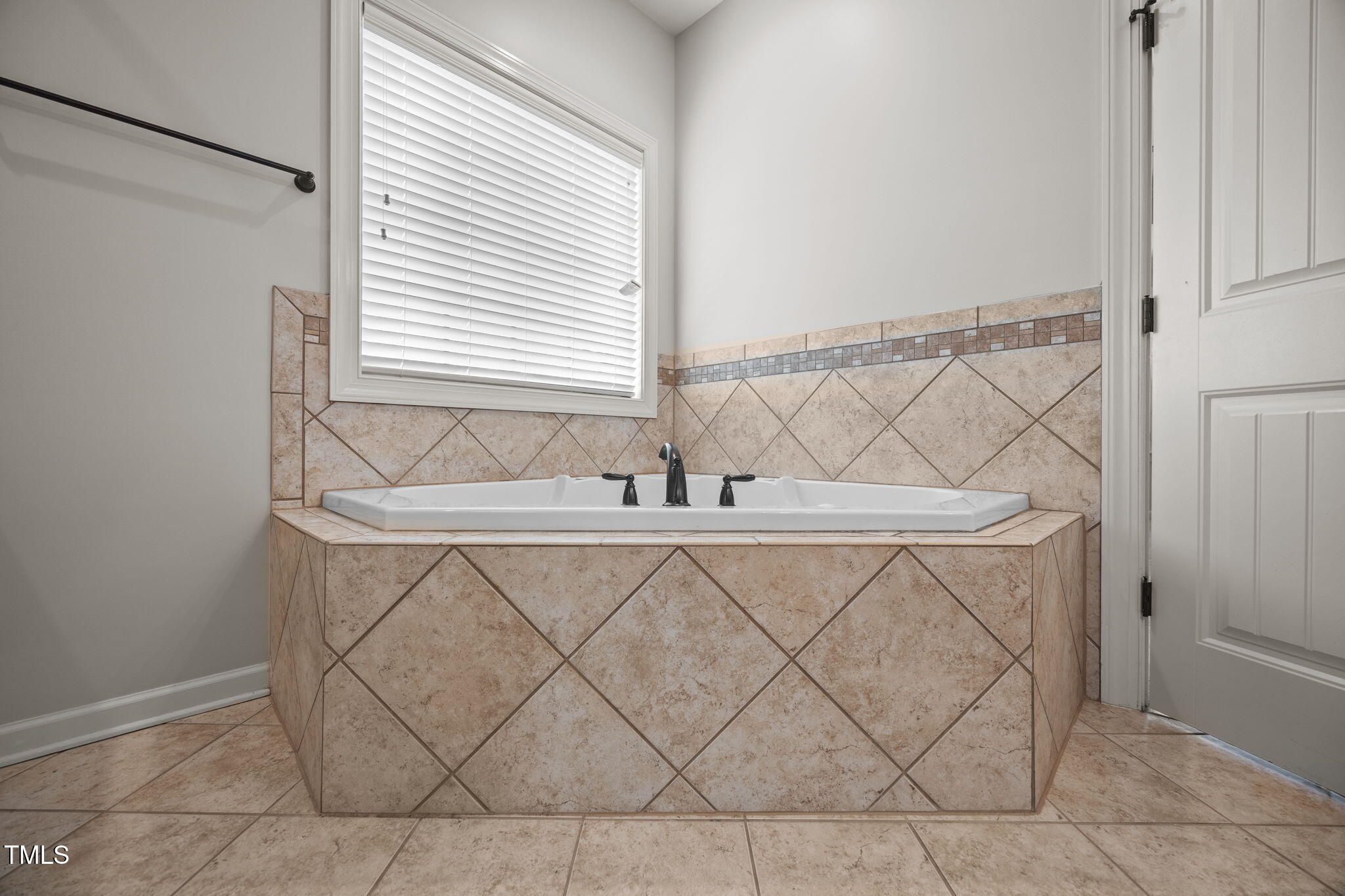 1260 Falkirk Drive Property Photo 36