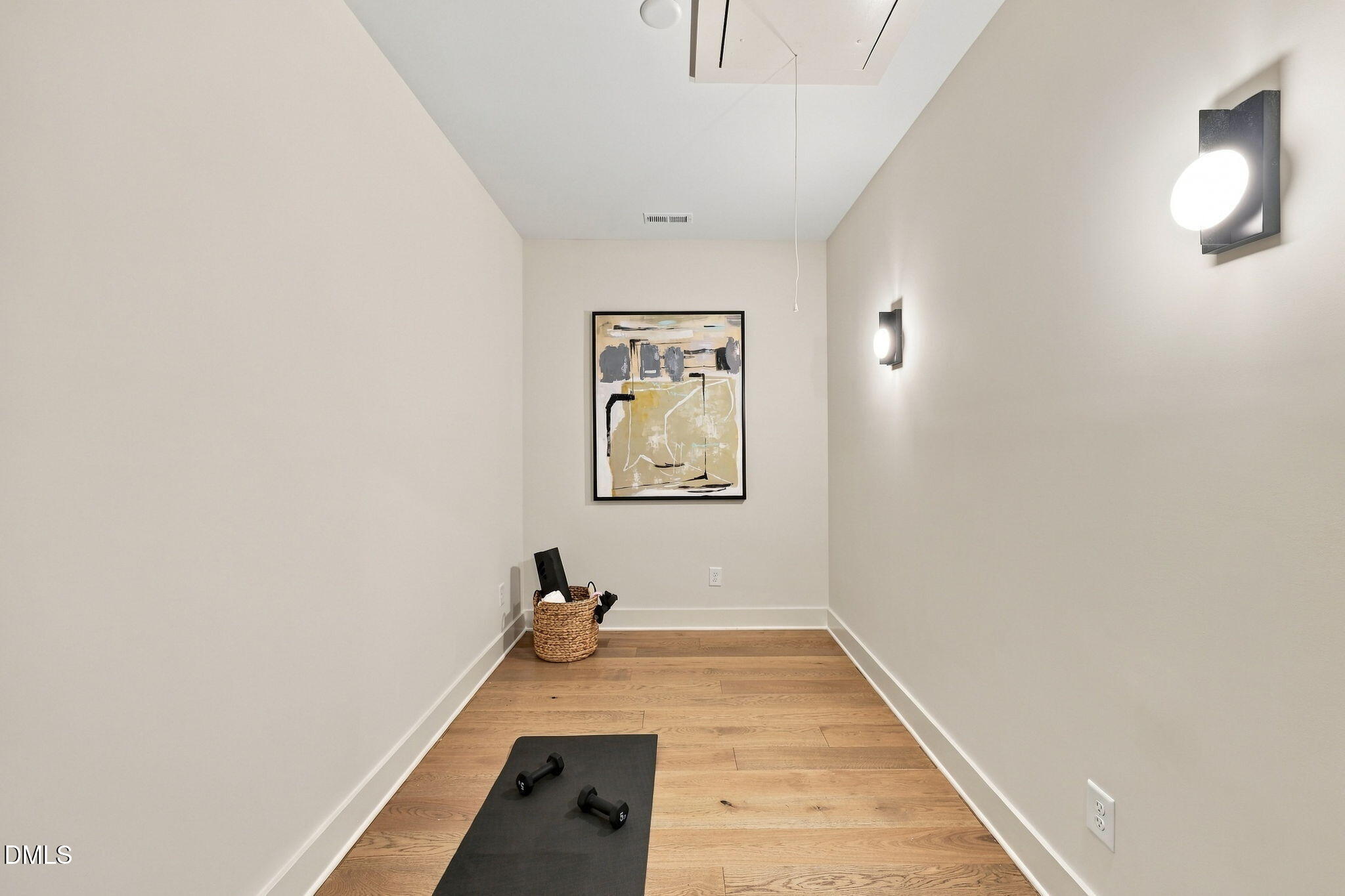 1121 Dovefield Lane Property Photo 32