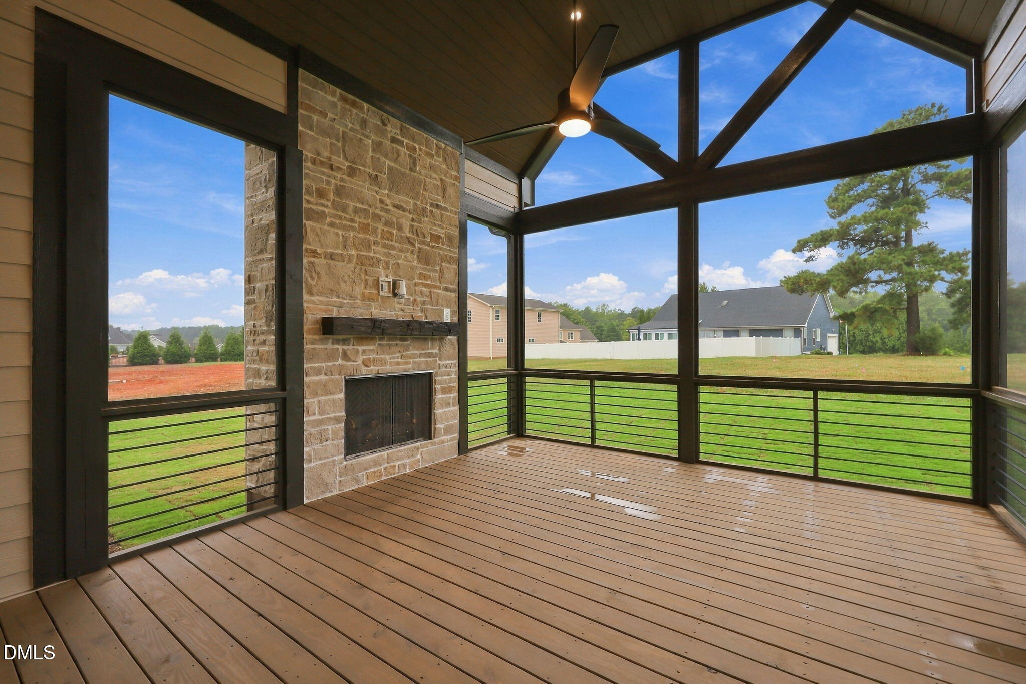 1121 Dovefield Lane Property Photo 41