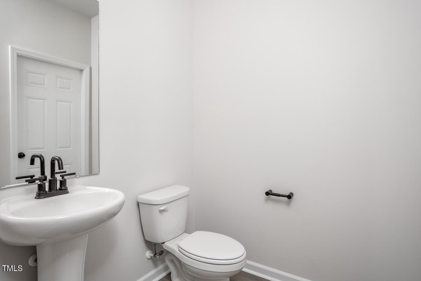 181 Seville Way Property Photo 15