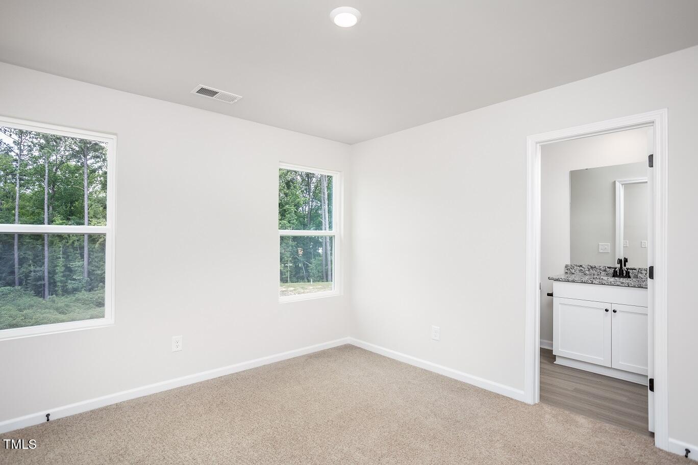 181 Seville Way Property Photo 17