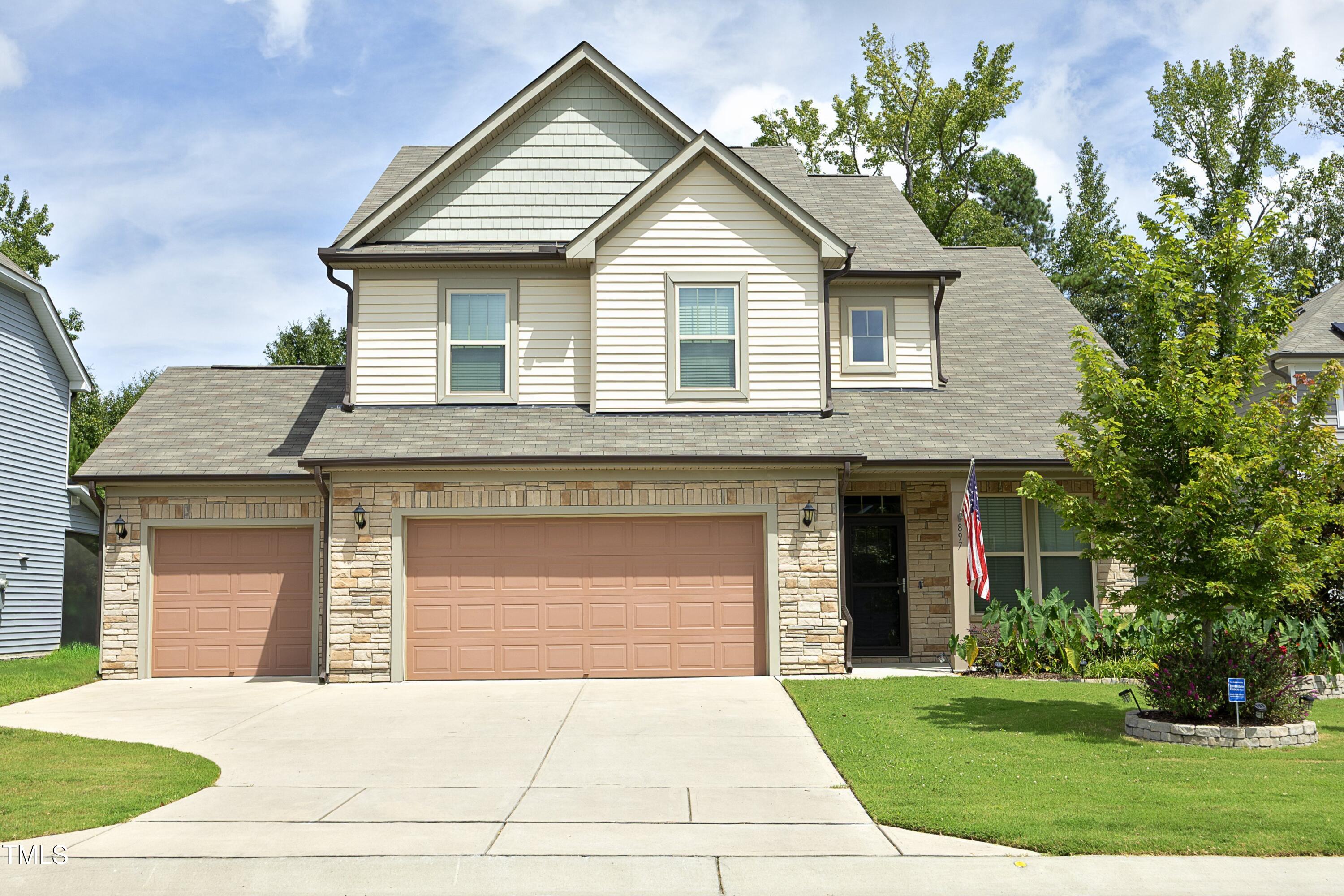 897 Golden Plum Lane Property Photo 1