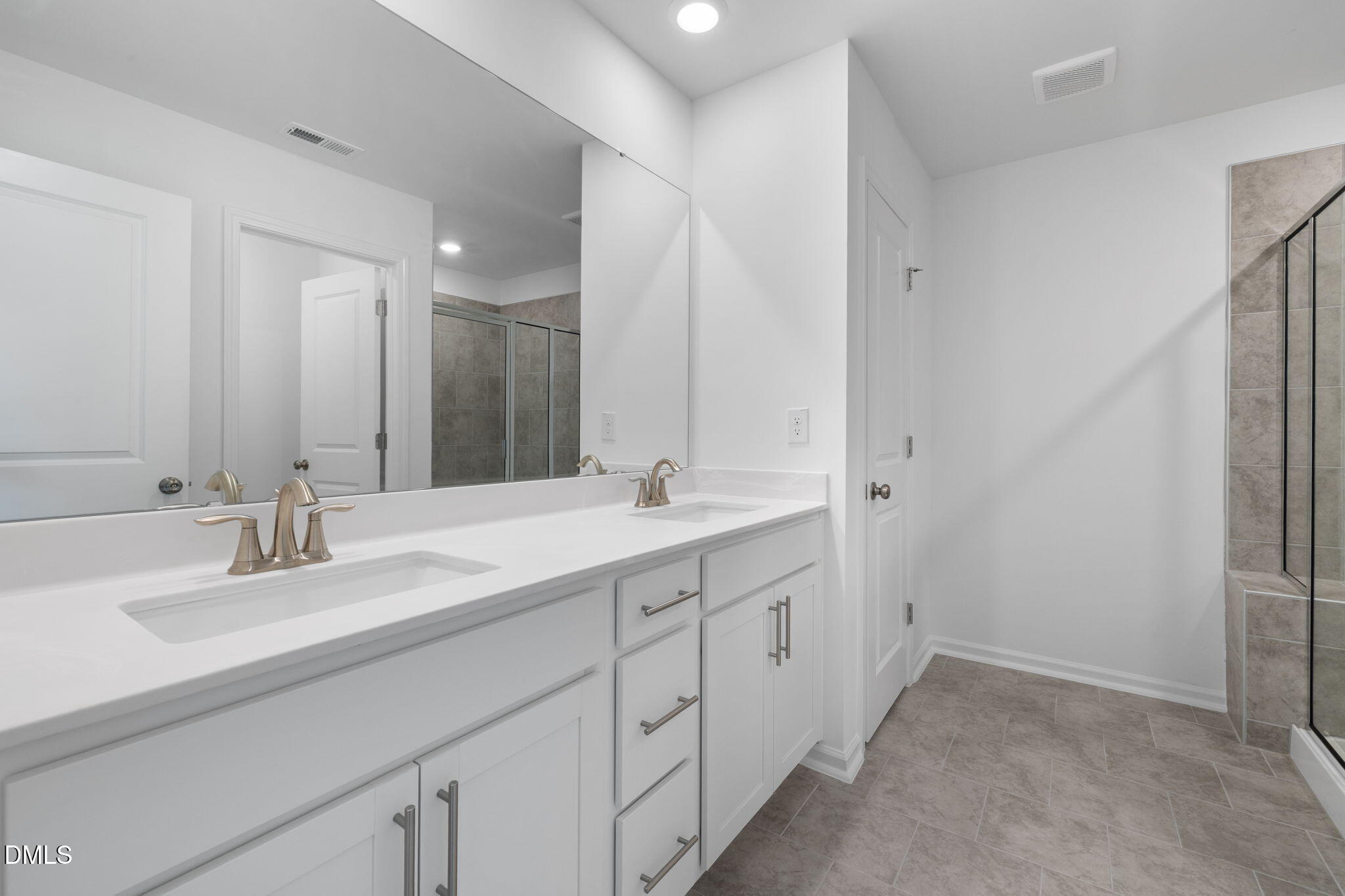 421 Deep Oak Drive Coleman Floorplan Property Photo 9