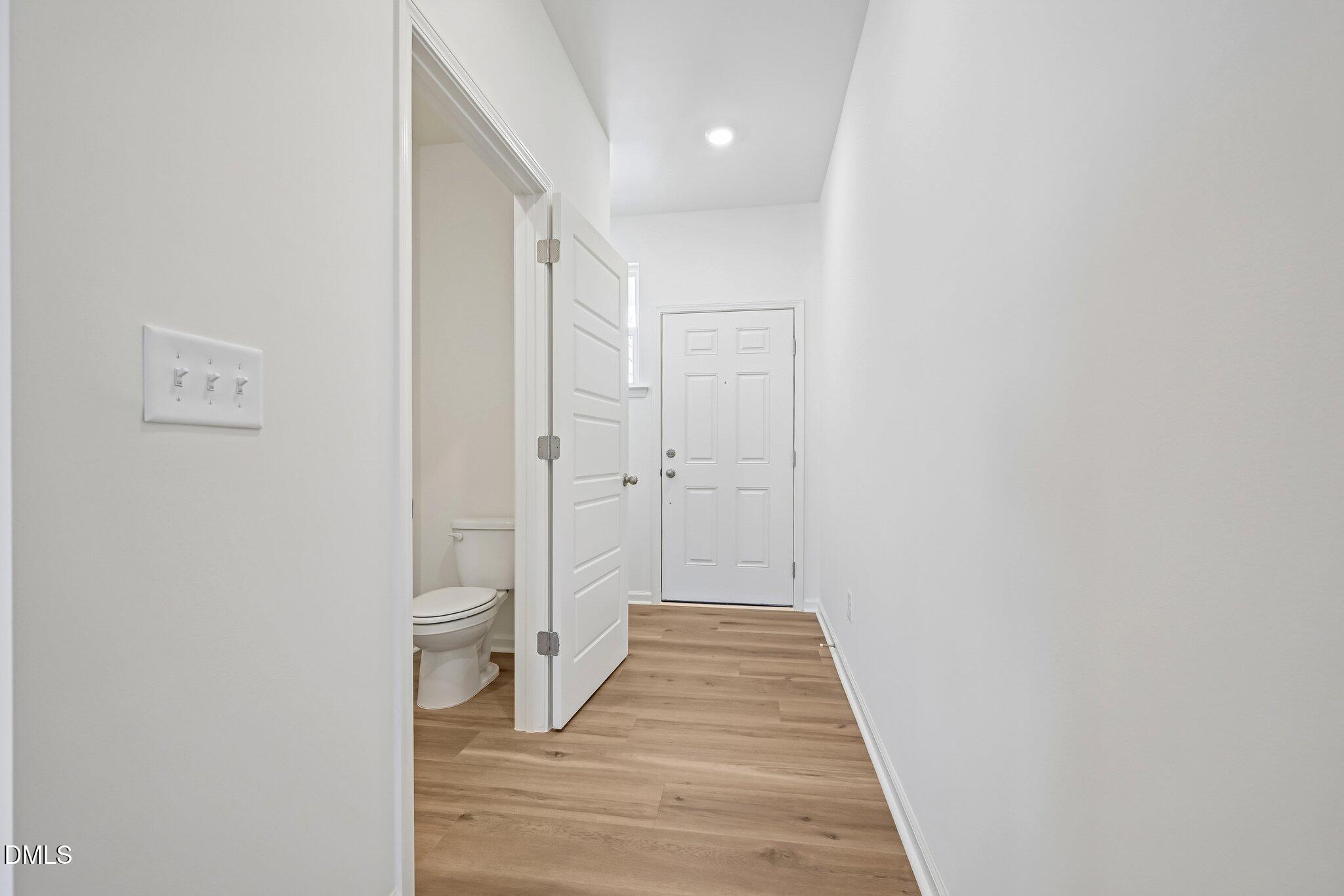 2018 Oakdale Drive Property Photo 6