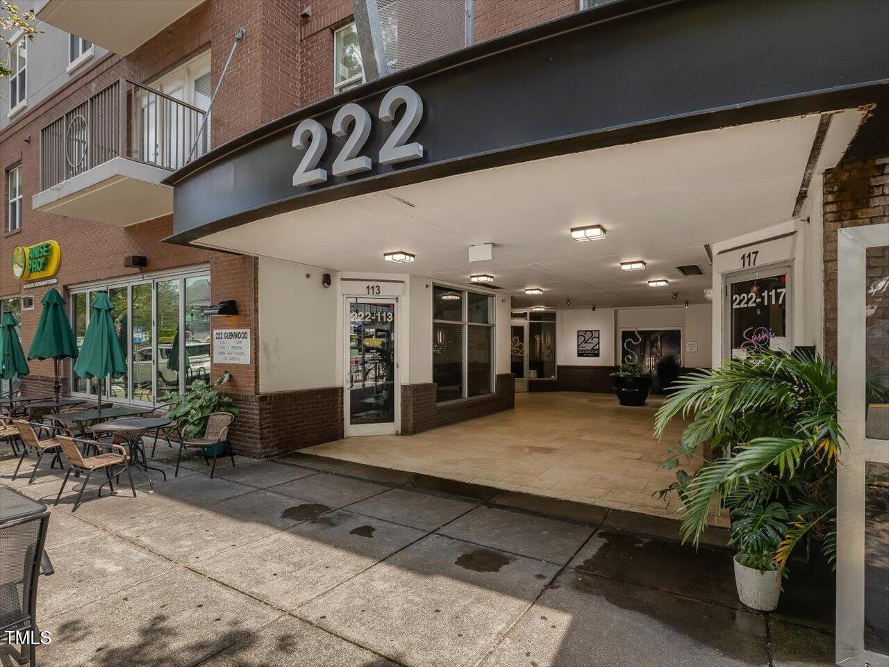 222 Glenwood Avenue # 304 Property Photo 1