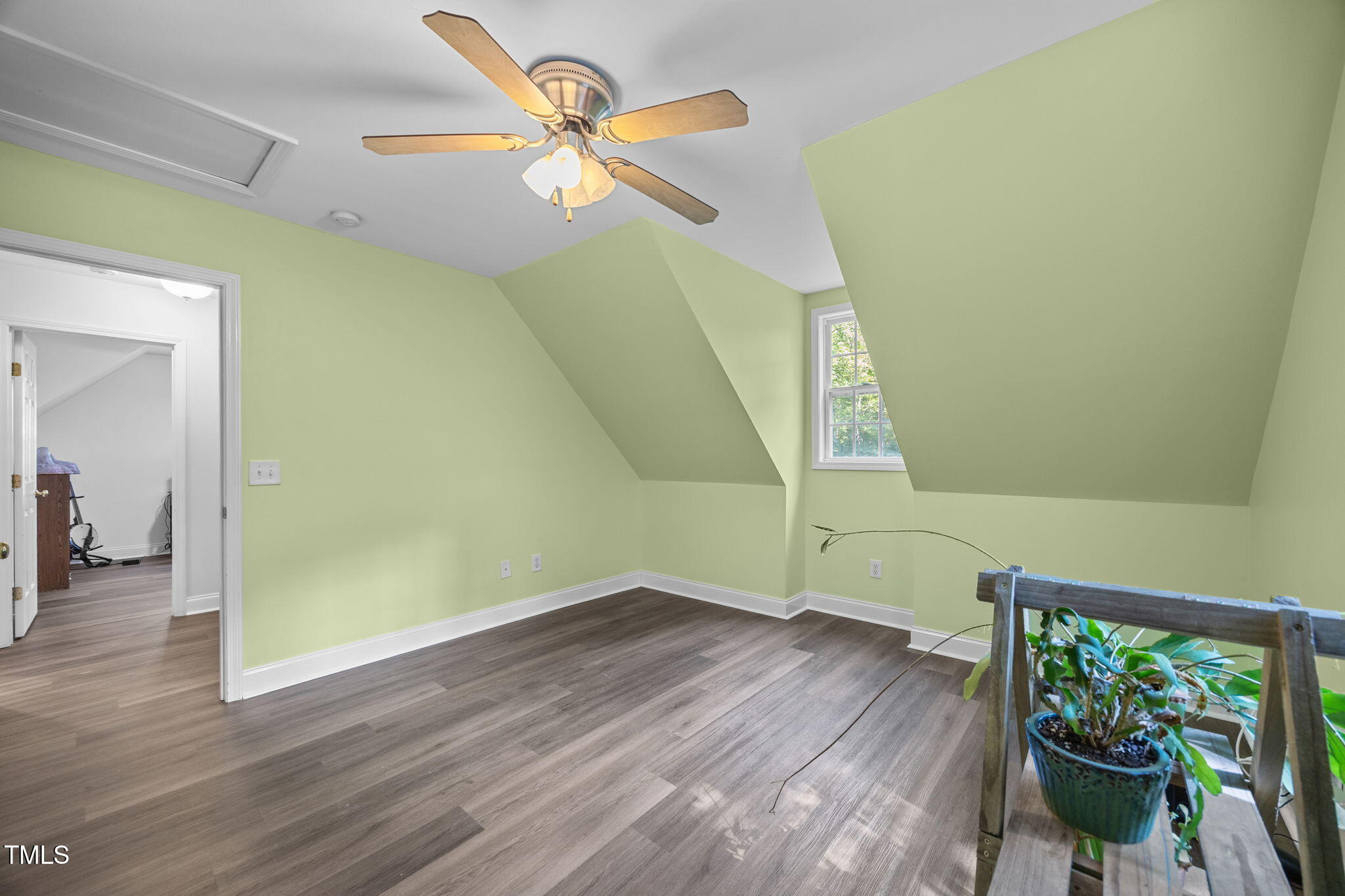 3902 Chucks Court Property Photo 16