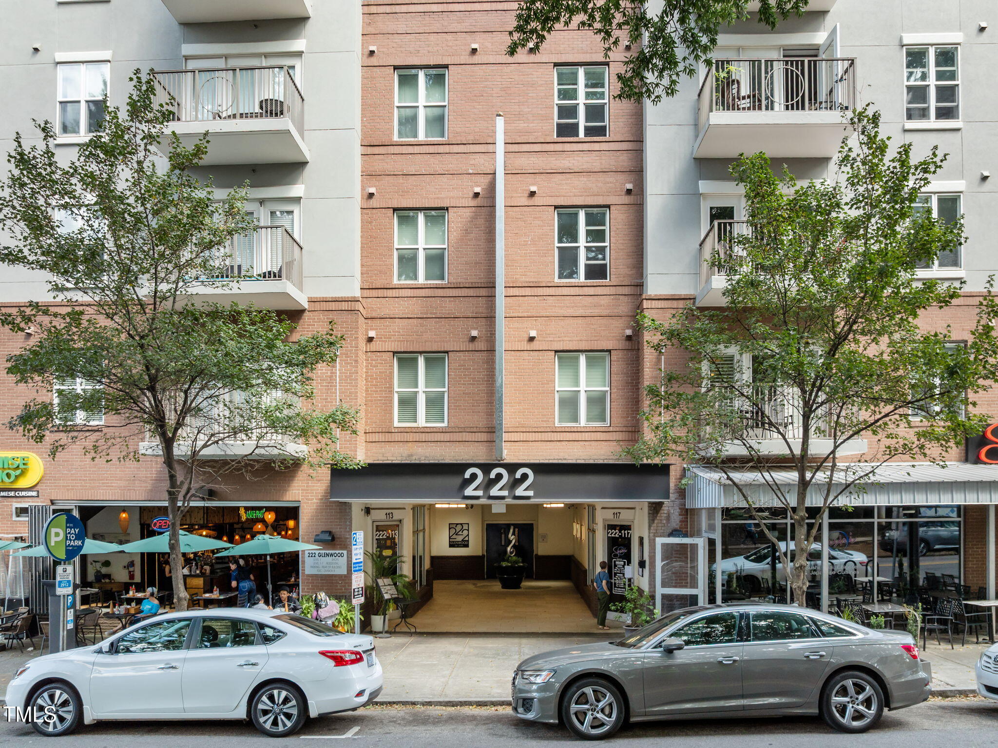 222 Glenwood Avenue # 313 Property Photo 1