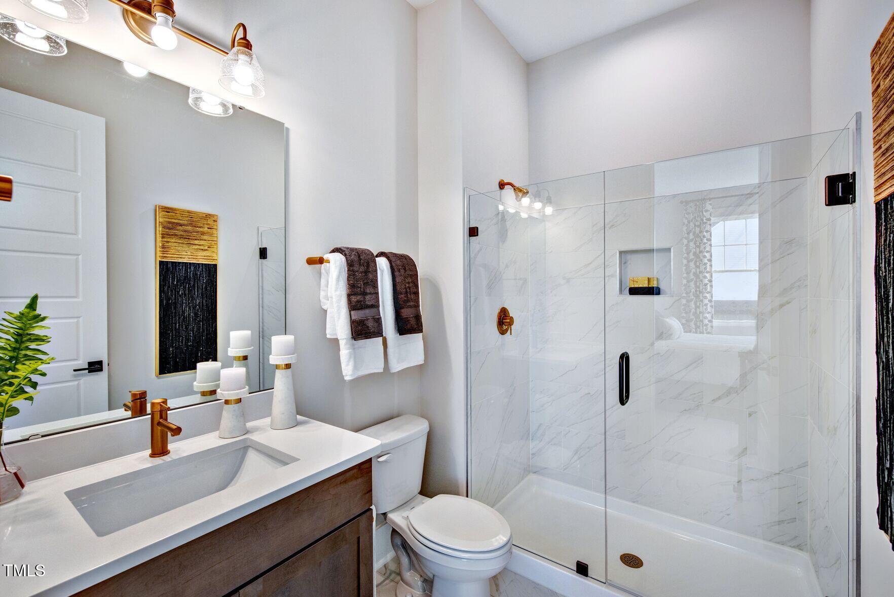 8904 Nicewonder Way Property Photo 8