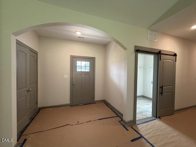 105 Lynn Lane Property Photo 4