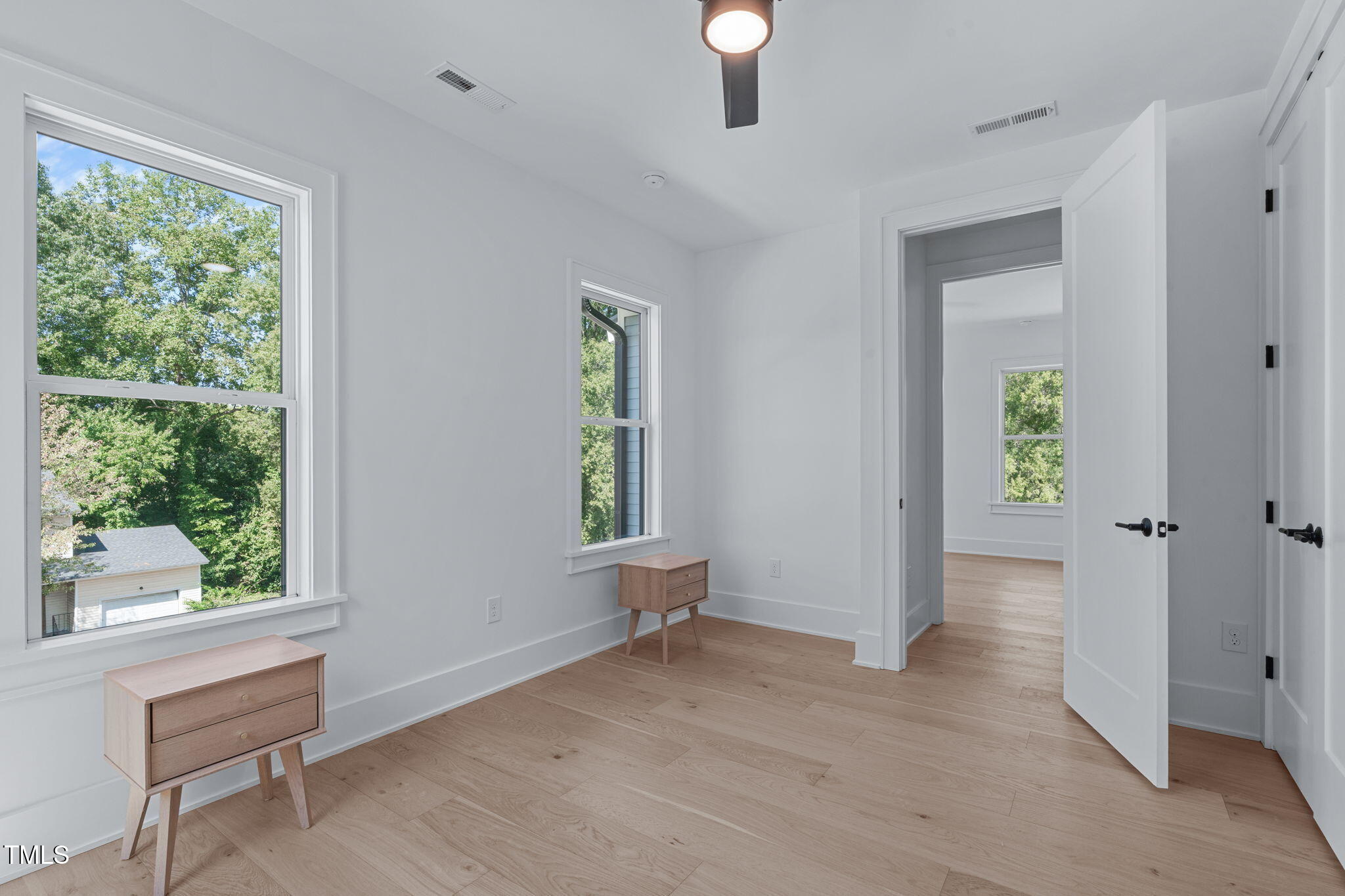 1016 Addison Place Property Photo 29