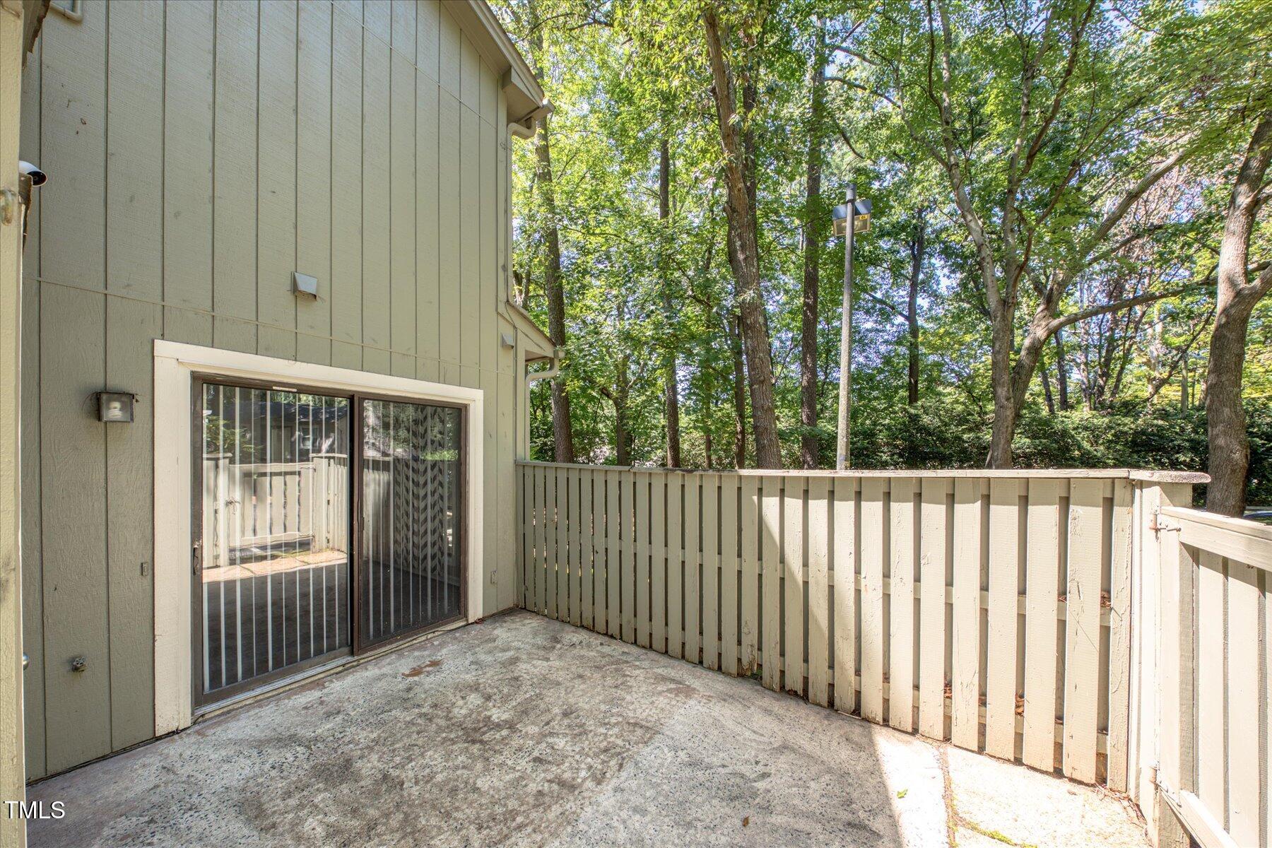 225 Twin Oaks Place Property Photo 4