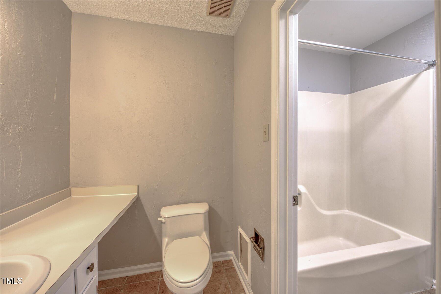 225 Twin Oaks Place Property Photo 39