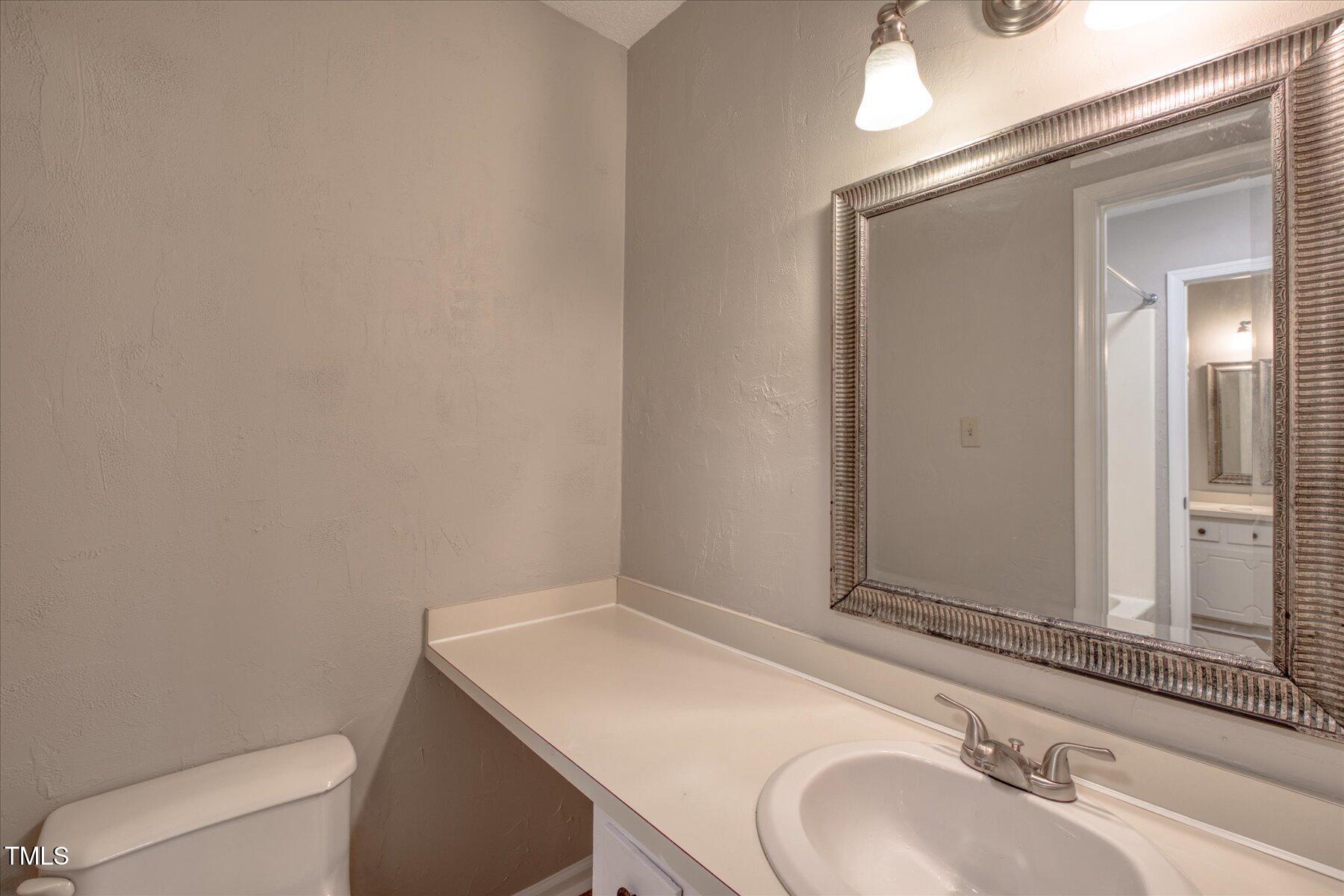 225 Twin Oaks Place Property Photo 44