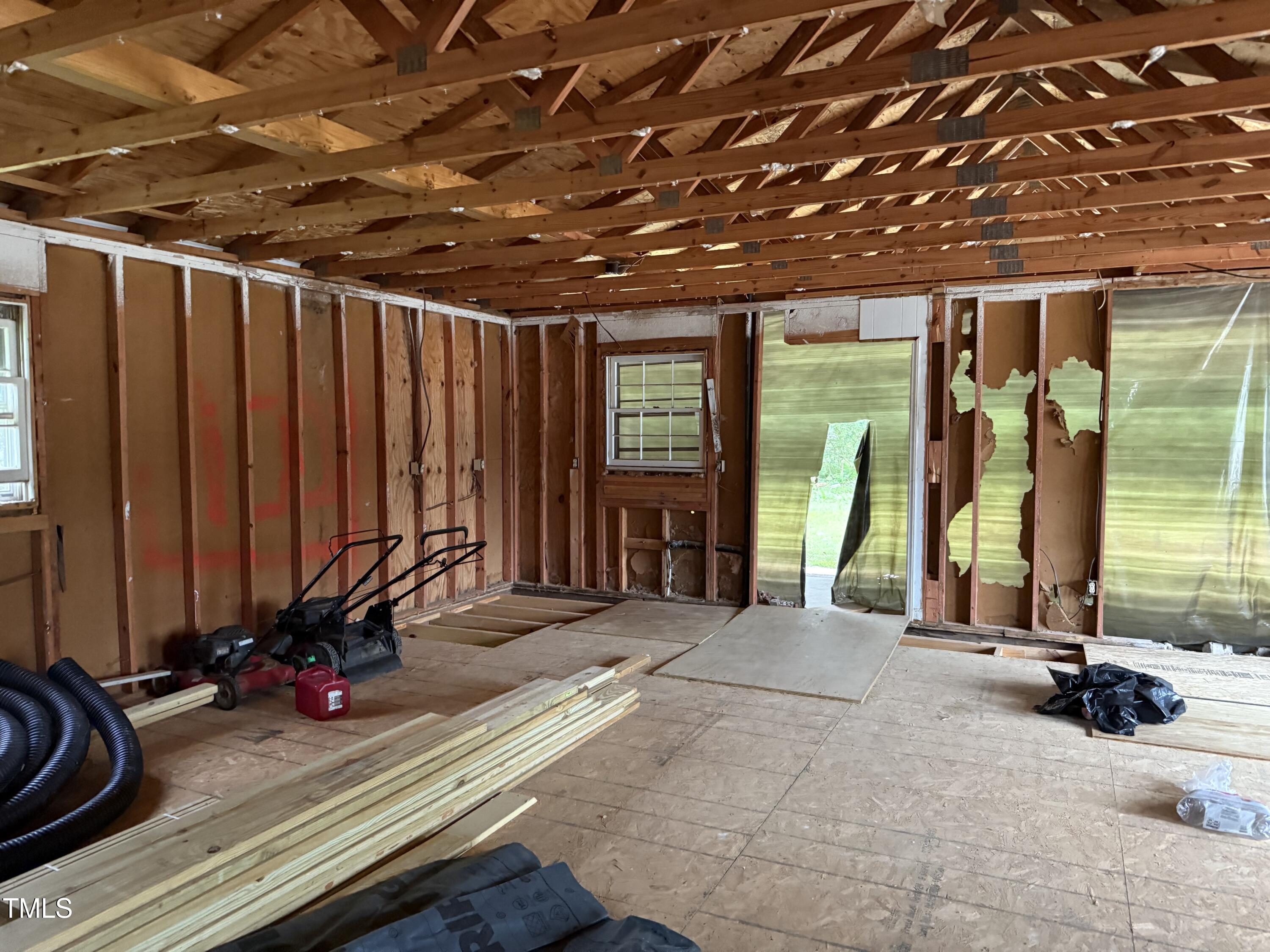 7716 Knightdale Boulevard Property Photo 11