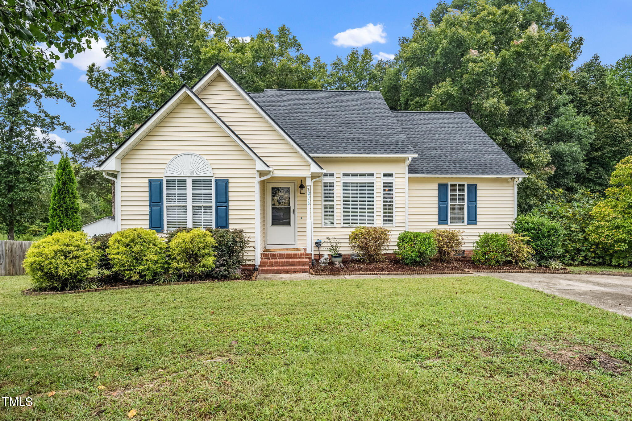 216 Walbury Drive Property Photo 1