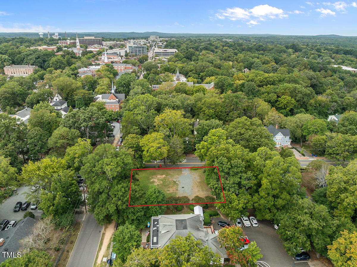 401 E Rosemary Street Property Photo 8