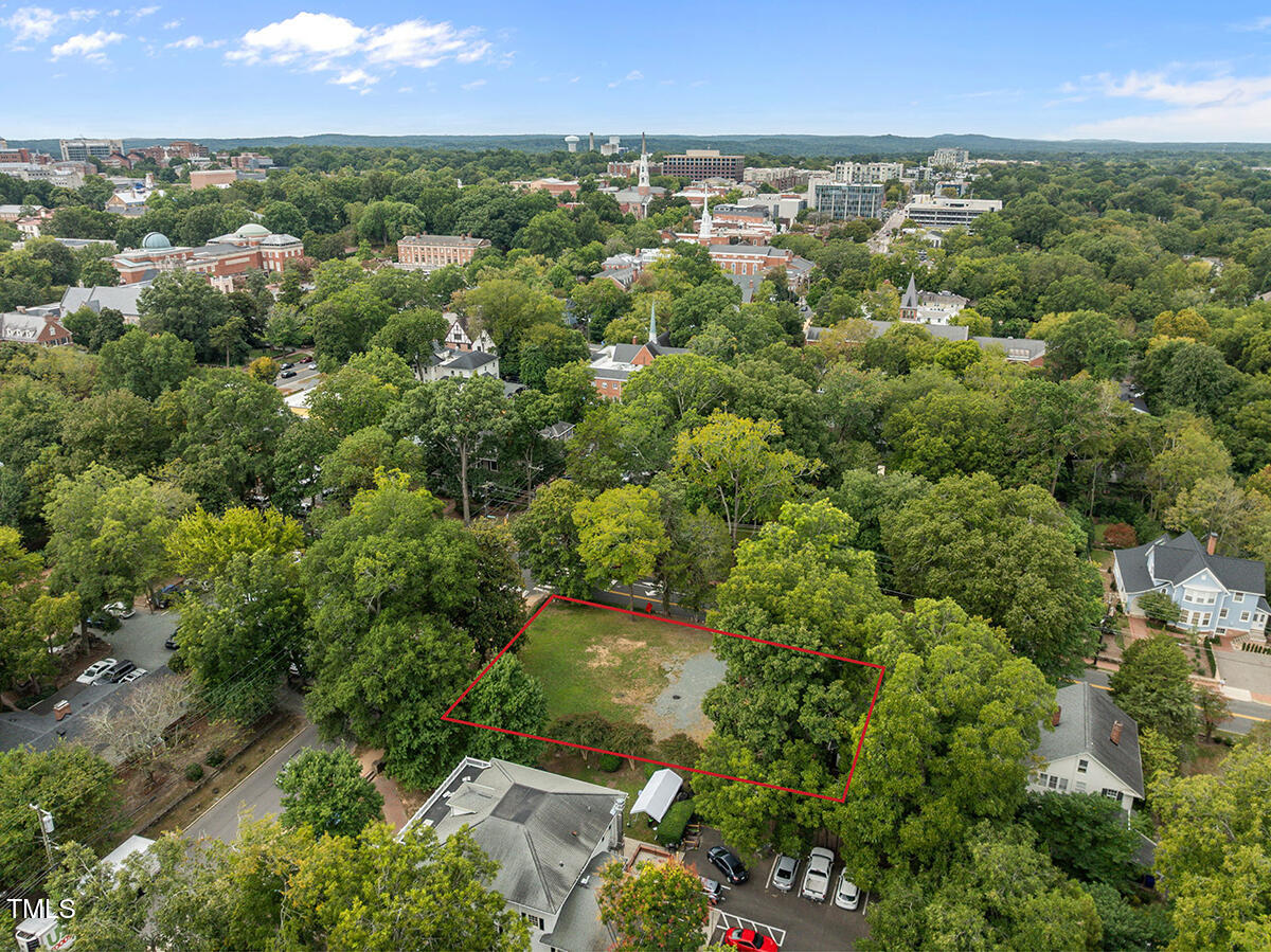 401 E Rosemary Street Property Photo 9
