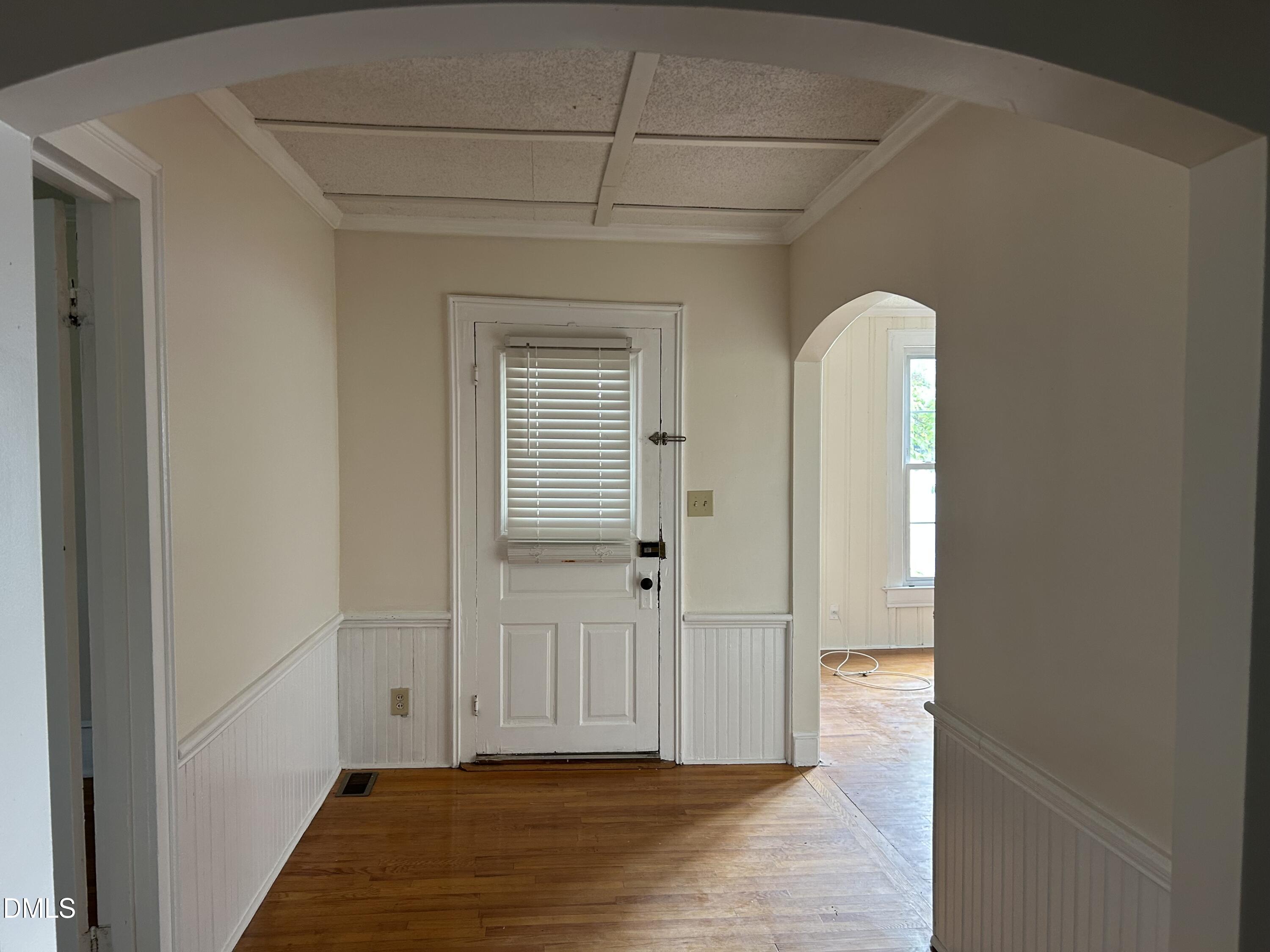 209 E Harnett Street Property Photo 3