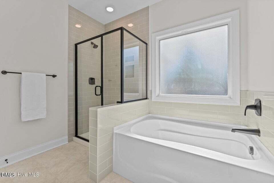1001 Ivory Lane Property Photo 15