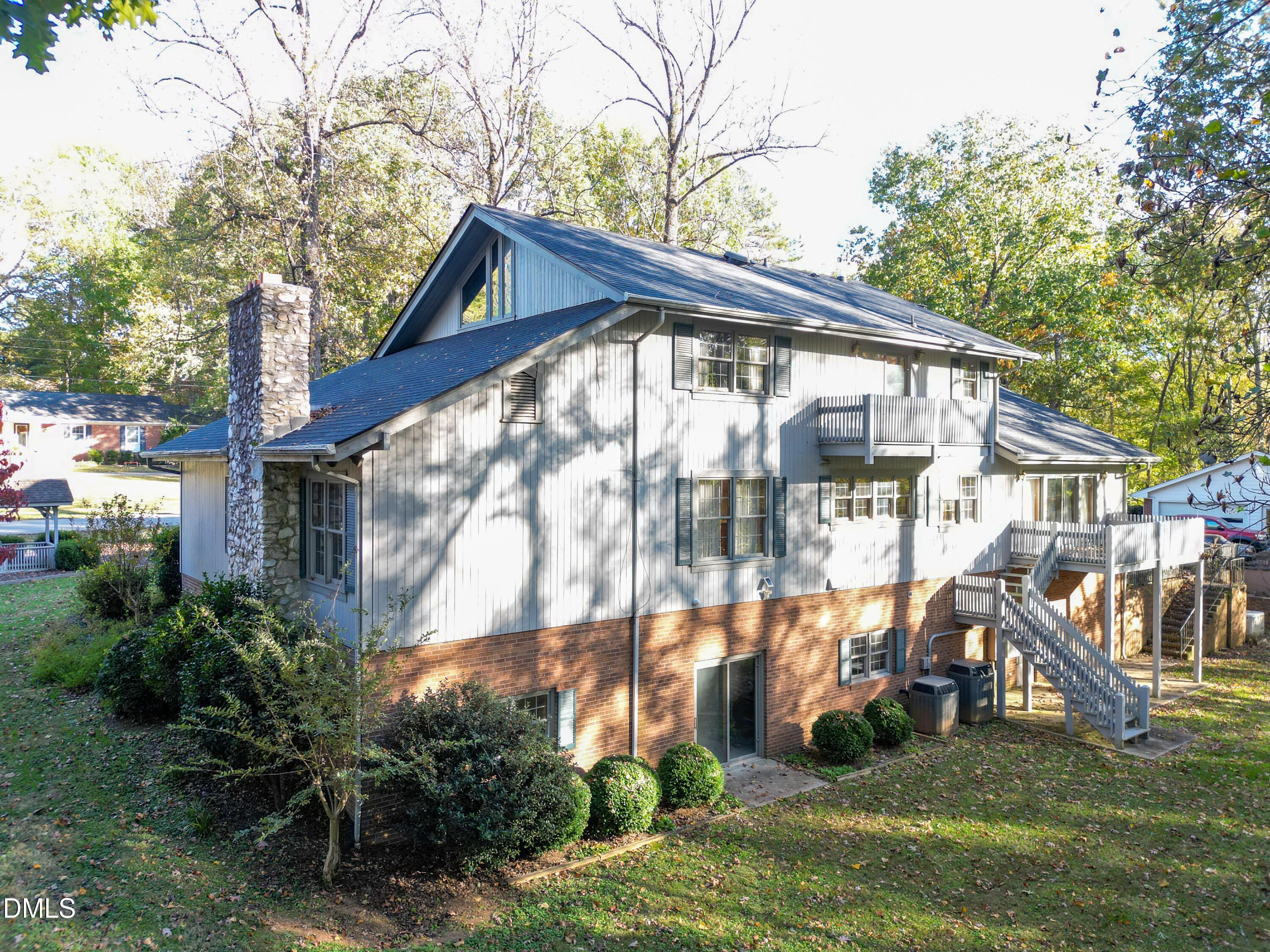 100 Maluli Drive Property Photo 6