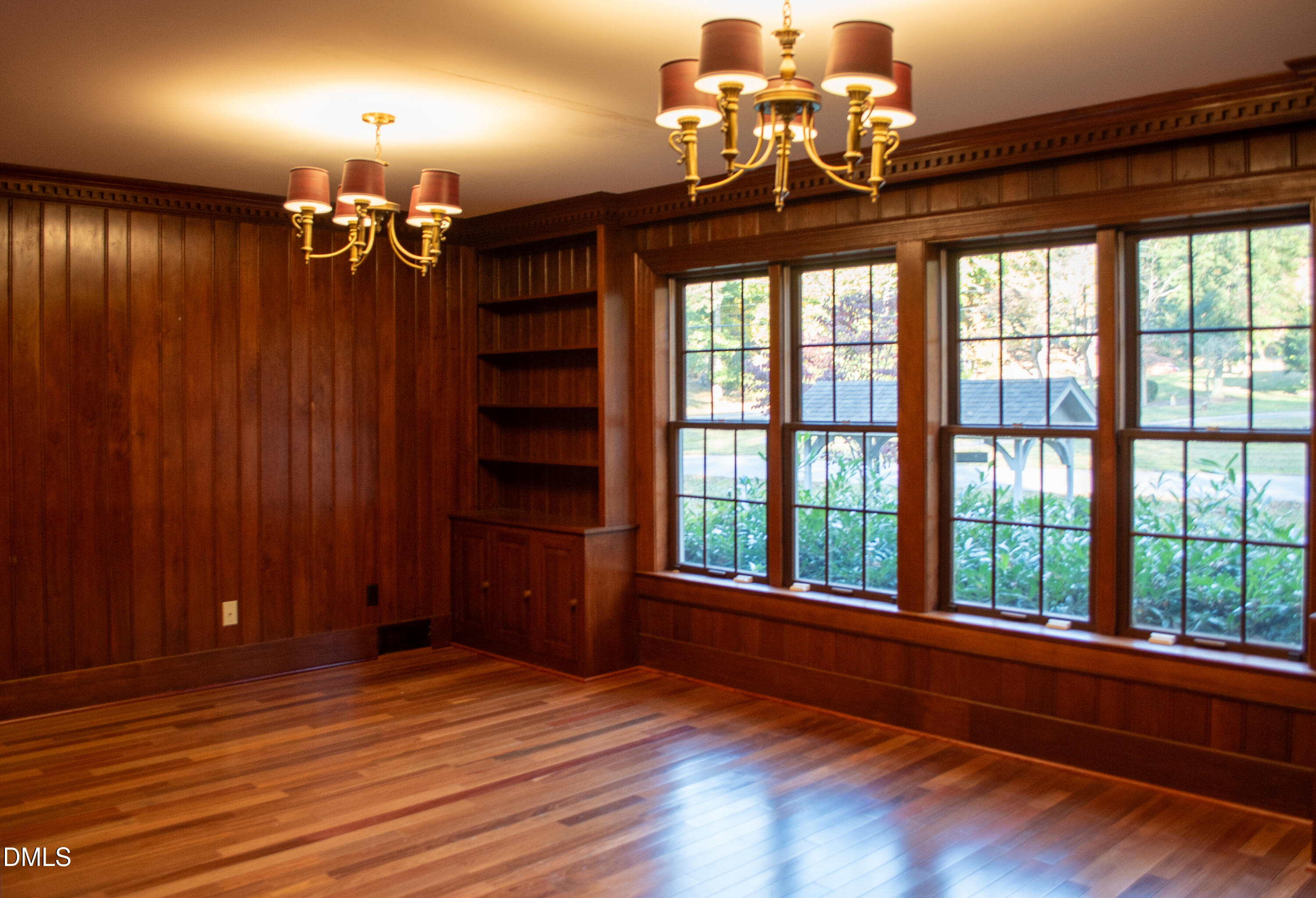 100 Maluli Drive Property Photo 17