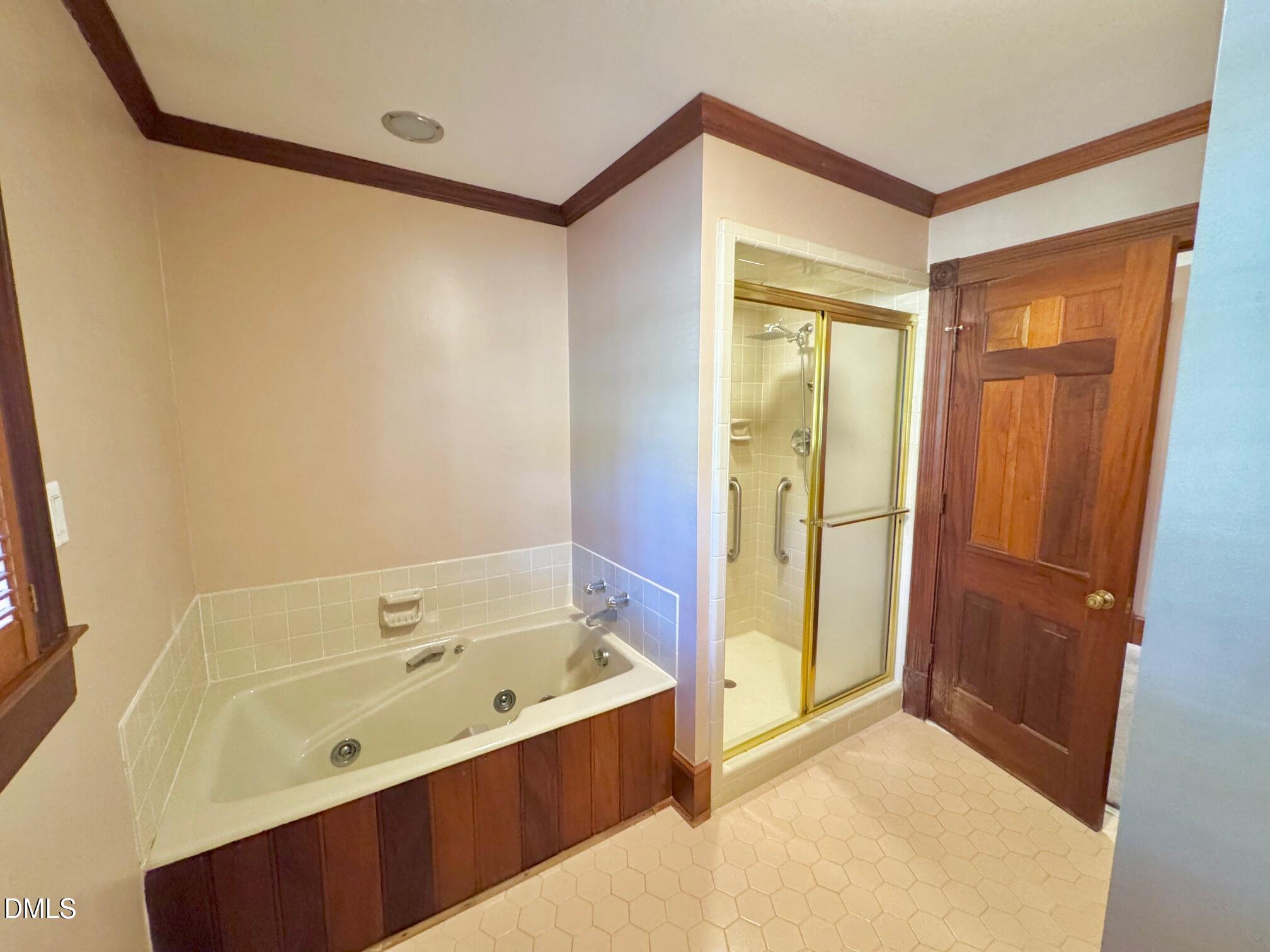 100 Maluli Drive Property Photo 29
