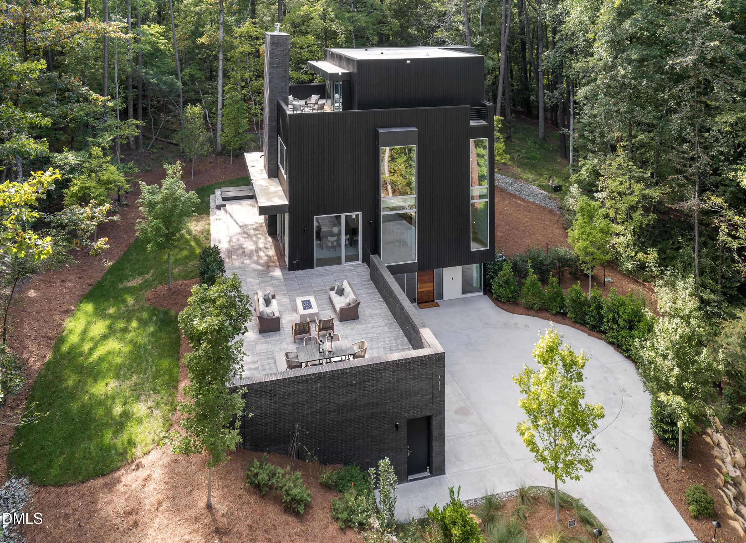 711 Berryhill Drive