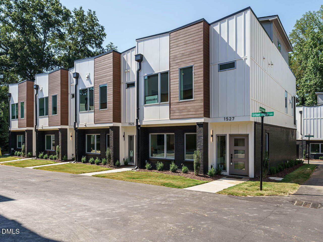 1525 Urban Trace Lane Property Photo 31