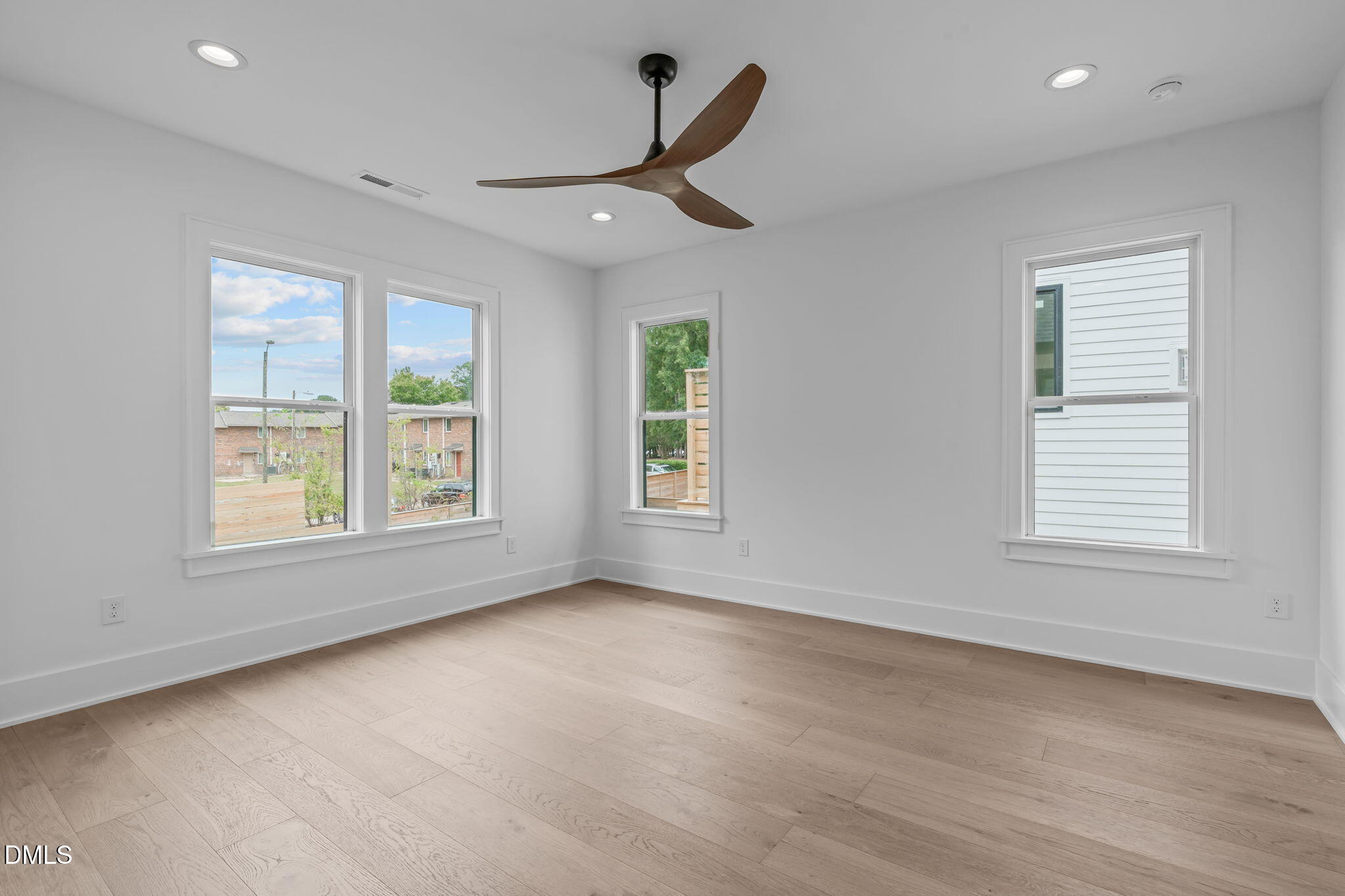 1012 Addison Place Property Photo 27