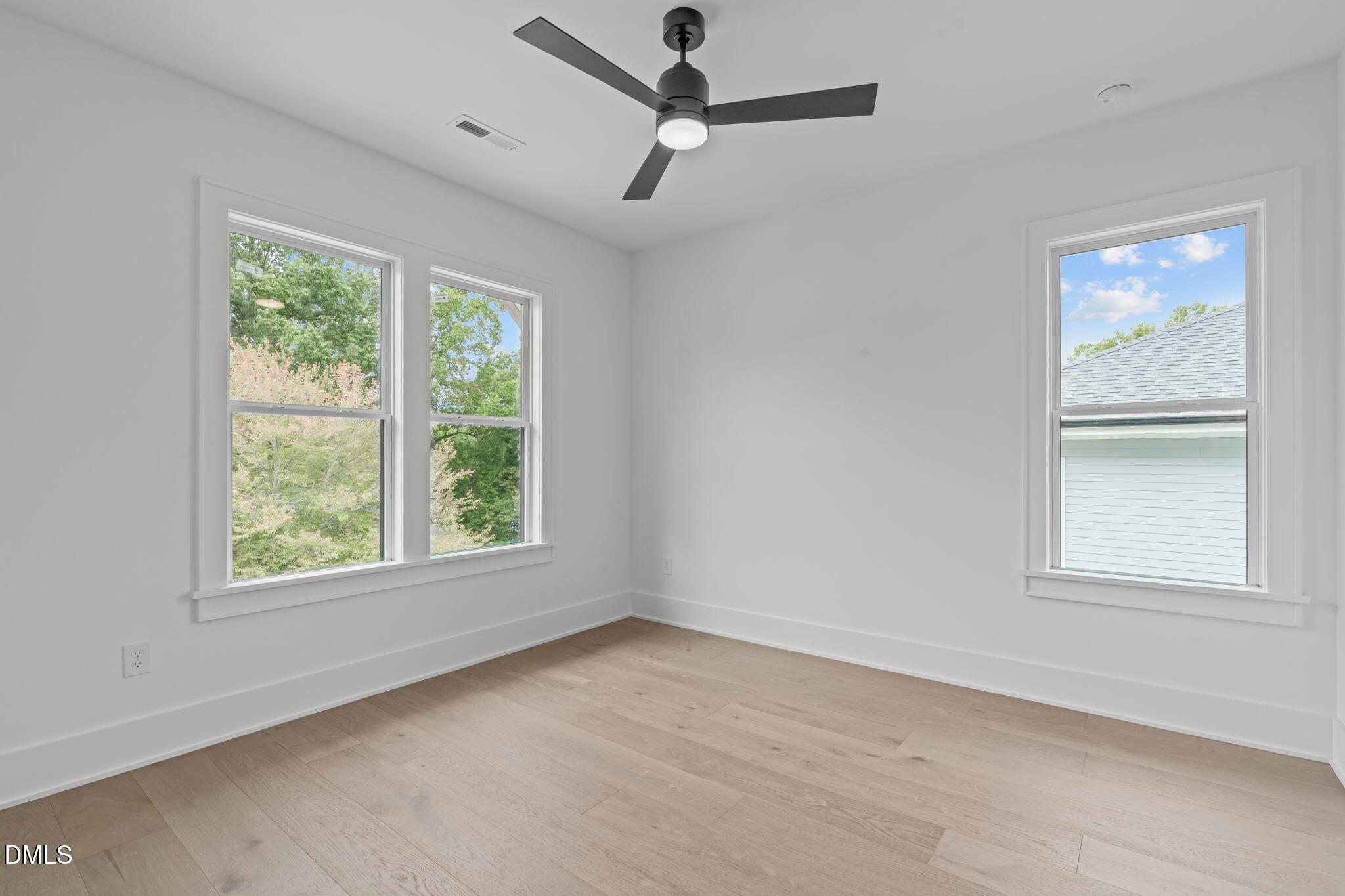 1012 Addison Place Property Photo 38