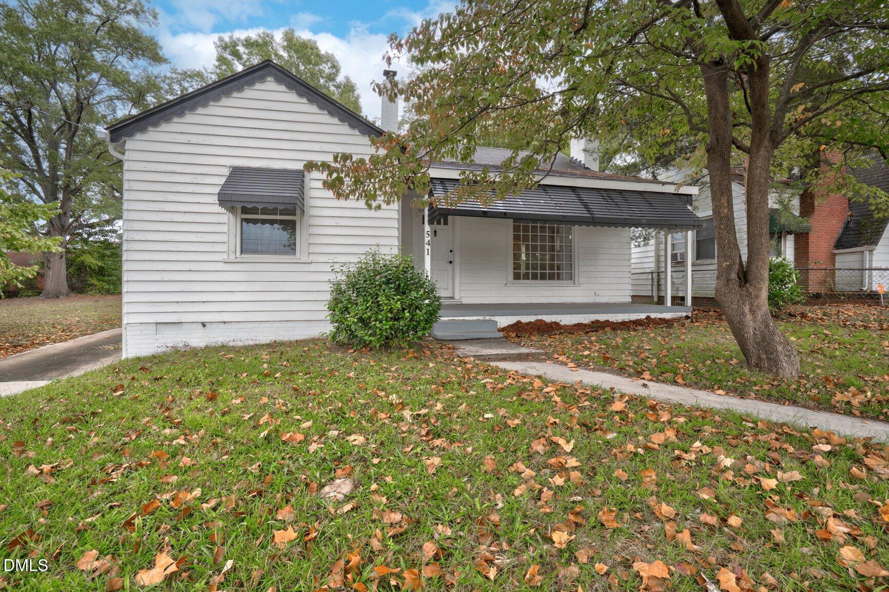 541 N Daughtry Street Property Photo 1