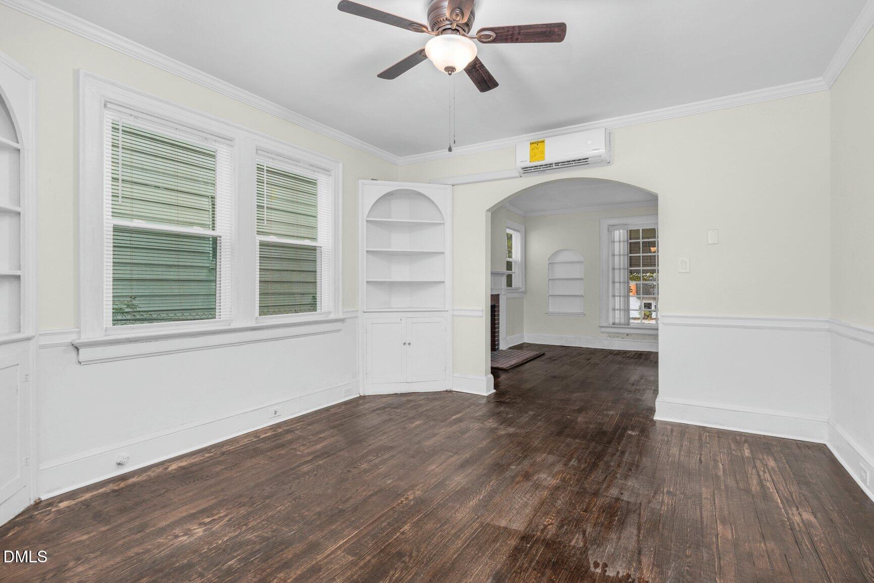 541 N Daughtry Street Property Photo 10
