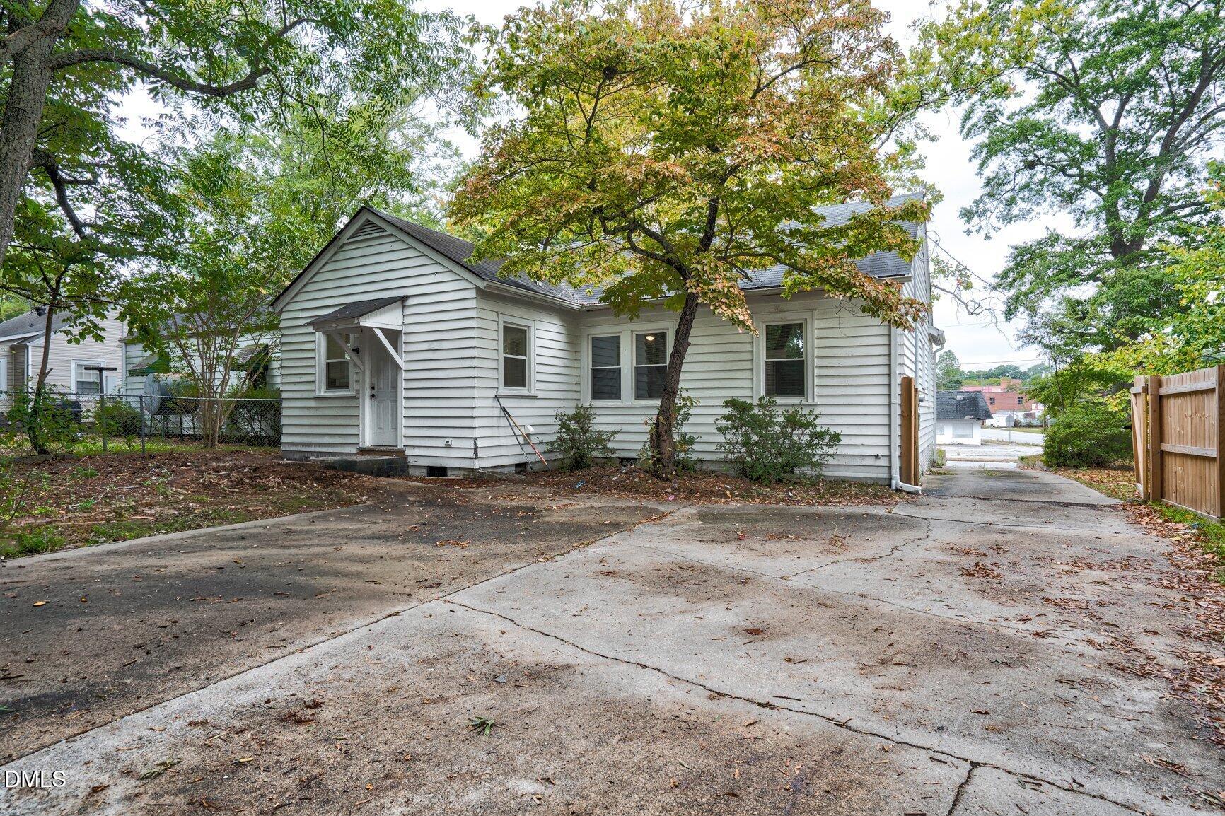 541 N Daughtry Street Property Photo 22