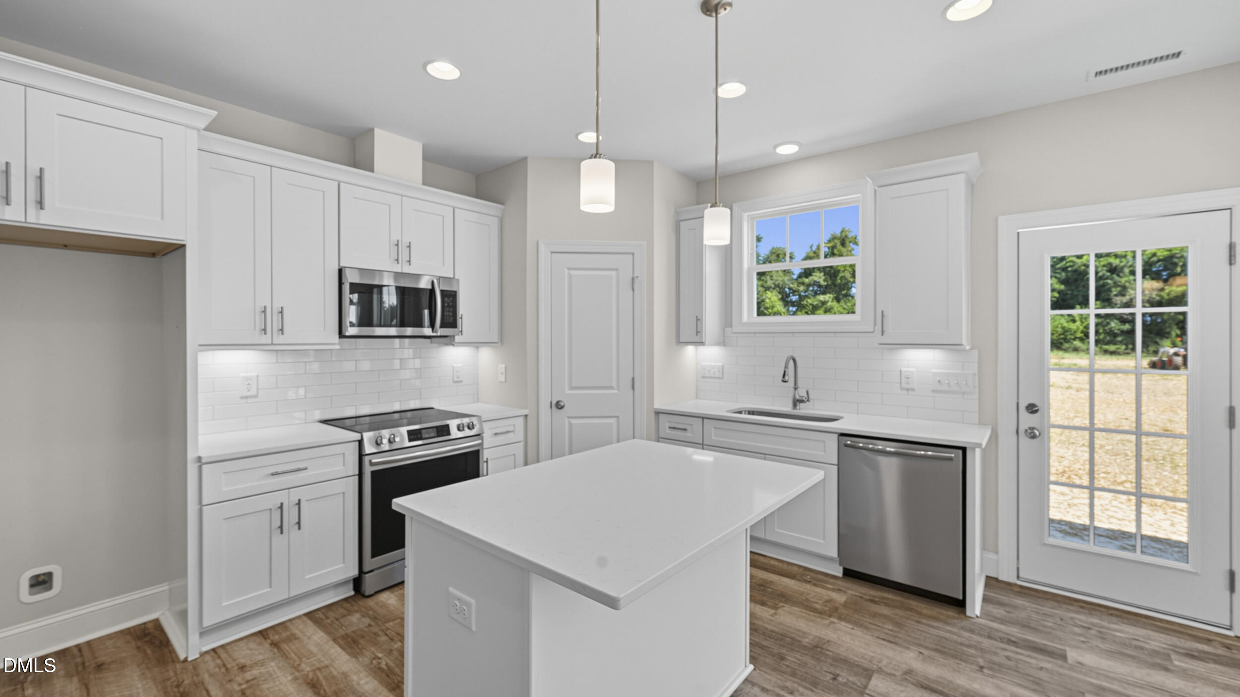 4105 Ralph Holt Court Property Photo 15