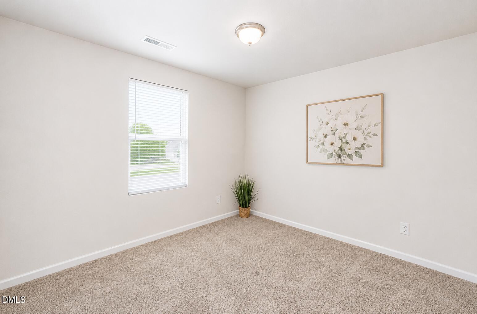 1229 Fescue Road Property Photo 9