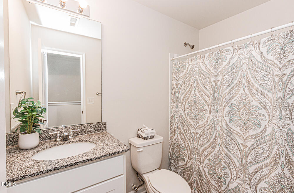 1229 Fescue Road Property Photo 11
