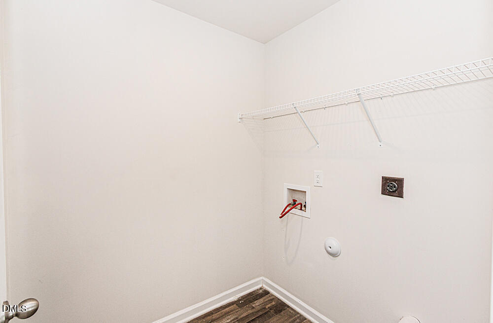 1229 Fescue Road Property Photo 14