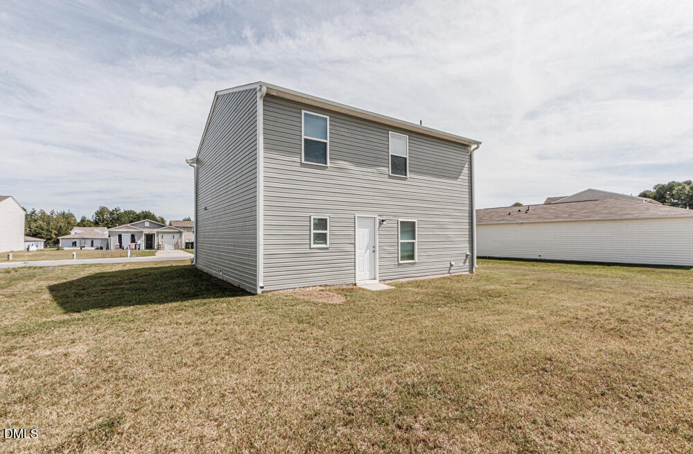 1229 Fescue Road Property Photo 15