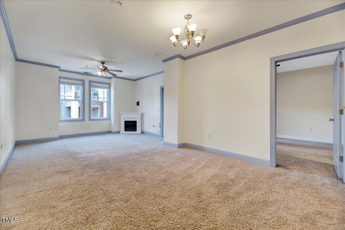 2810 Bedford Green Drive 201 Property Photo 5