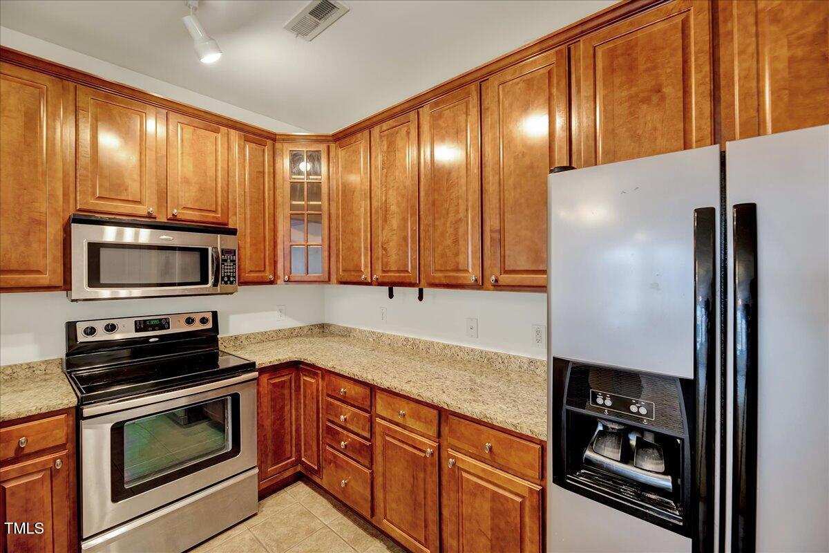 2810 Bedford Green Drive 201 Property Photo 6