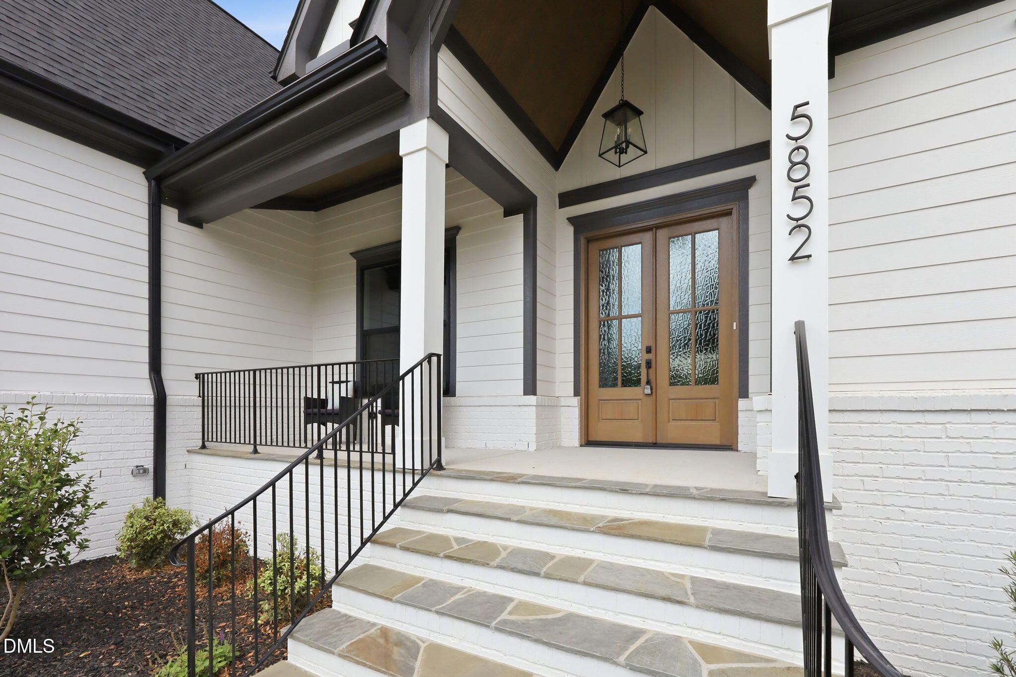 5852 Carriage Gate Drive Property Photo 4
