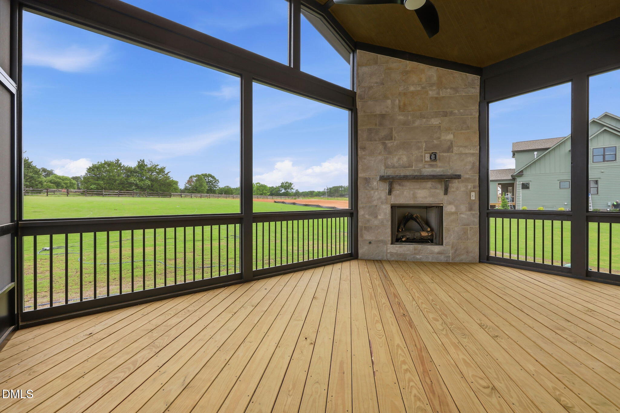 5852 Carriage Gate Drive Property Photo 40